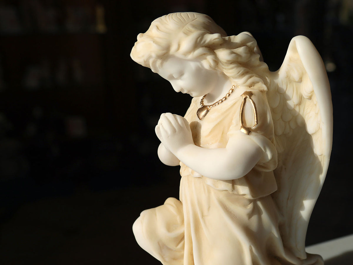 Angelo alabastrino in preghiera - statuetta in alabastro 25cm, personalizzabile con incisione