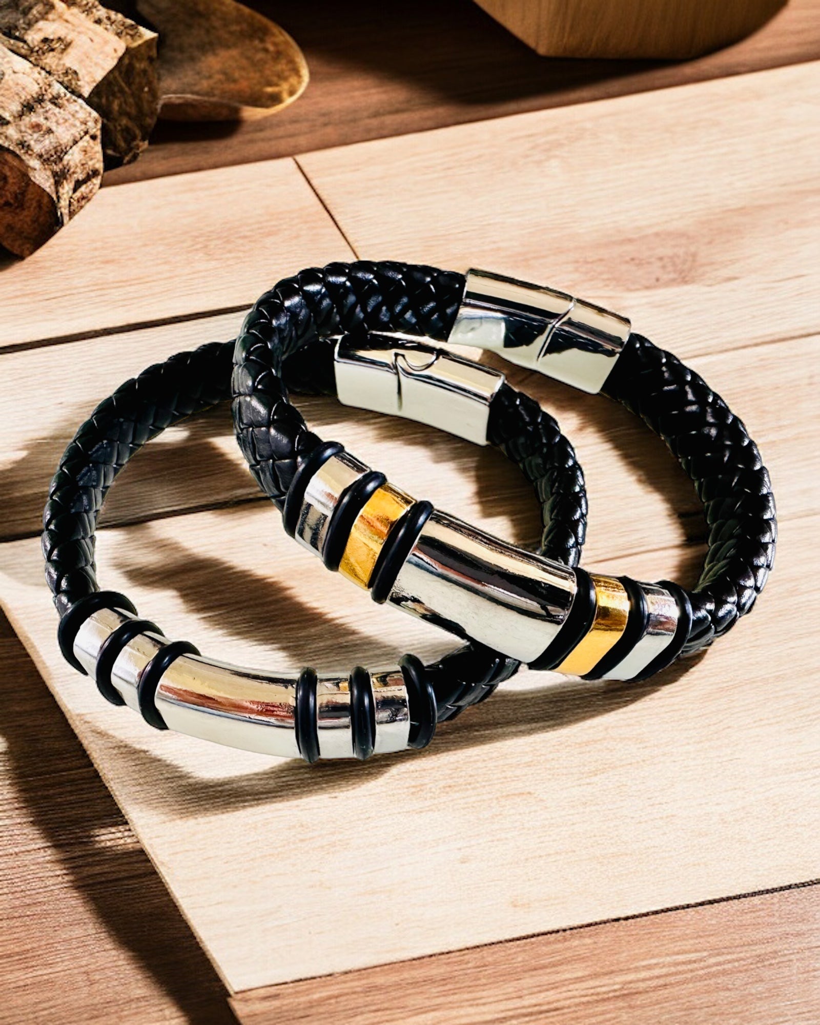 Bracciale alla Moda Hip Hop per Uomo con Incisione Personalizzata e Chiusura Magnetica – Scegli lo Stile con Accenti Argento o Oro, 22cm Pelle PU