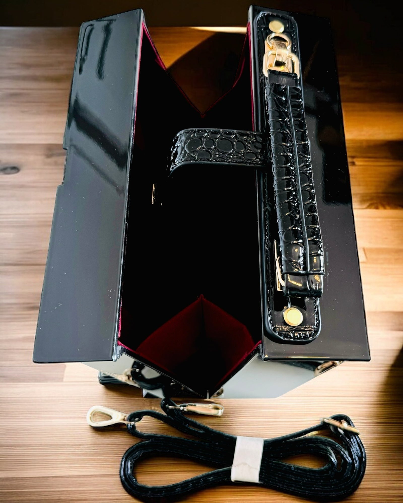 Borsa da Donna “Elegante Pianoforte” nei Colori Nero e Bianco