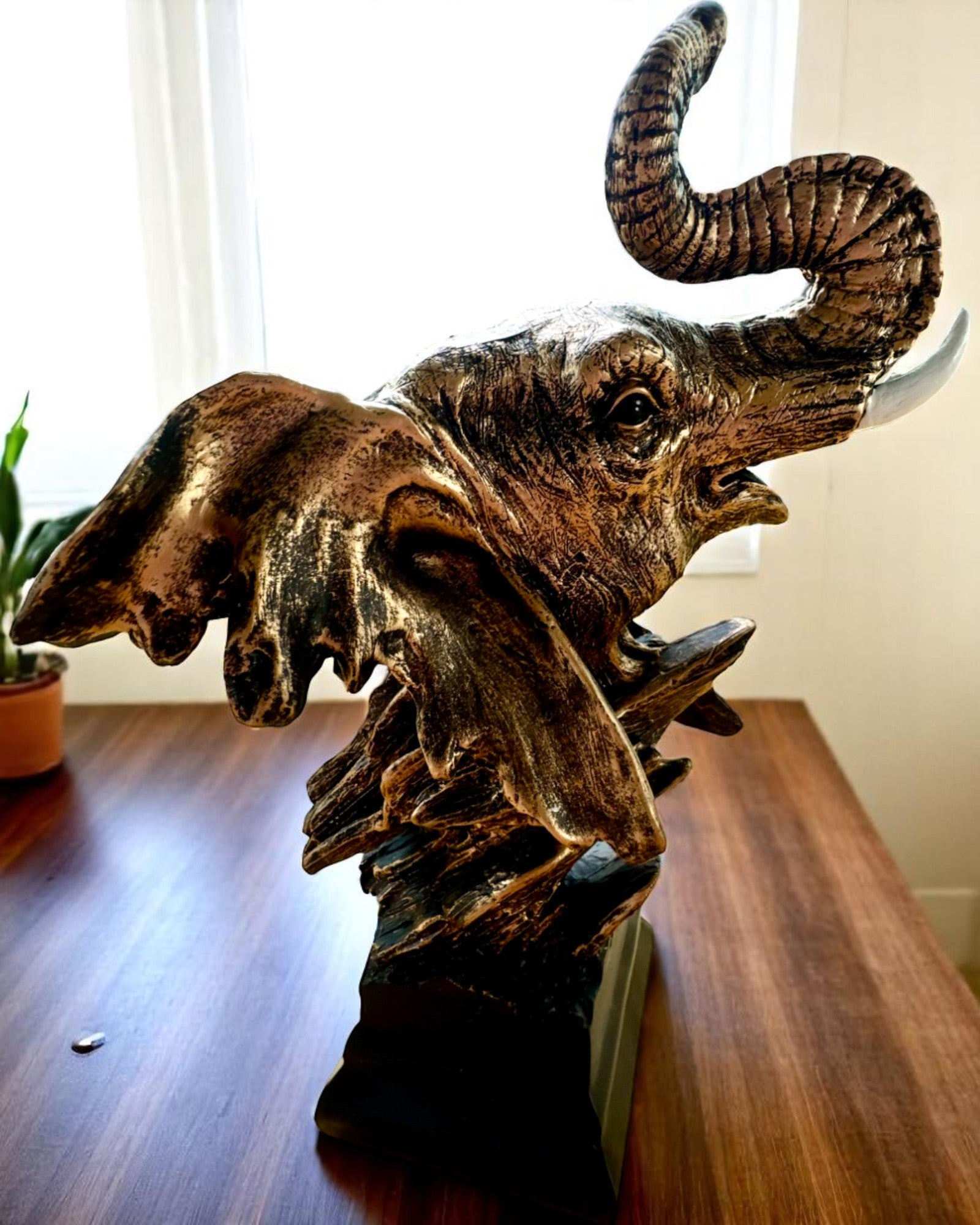 Statuetta Decorativa "Duma Sawanny" – Figura Testa di Elefante con possibilità di incisione, per regalo