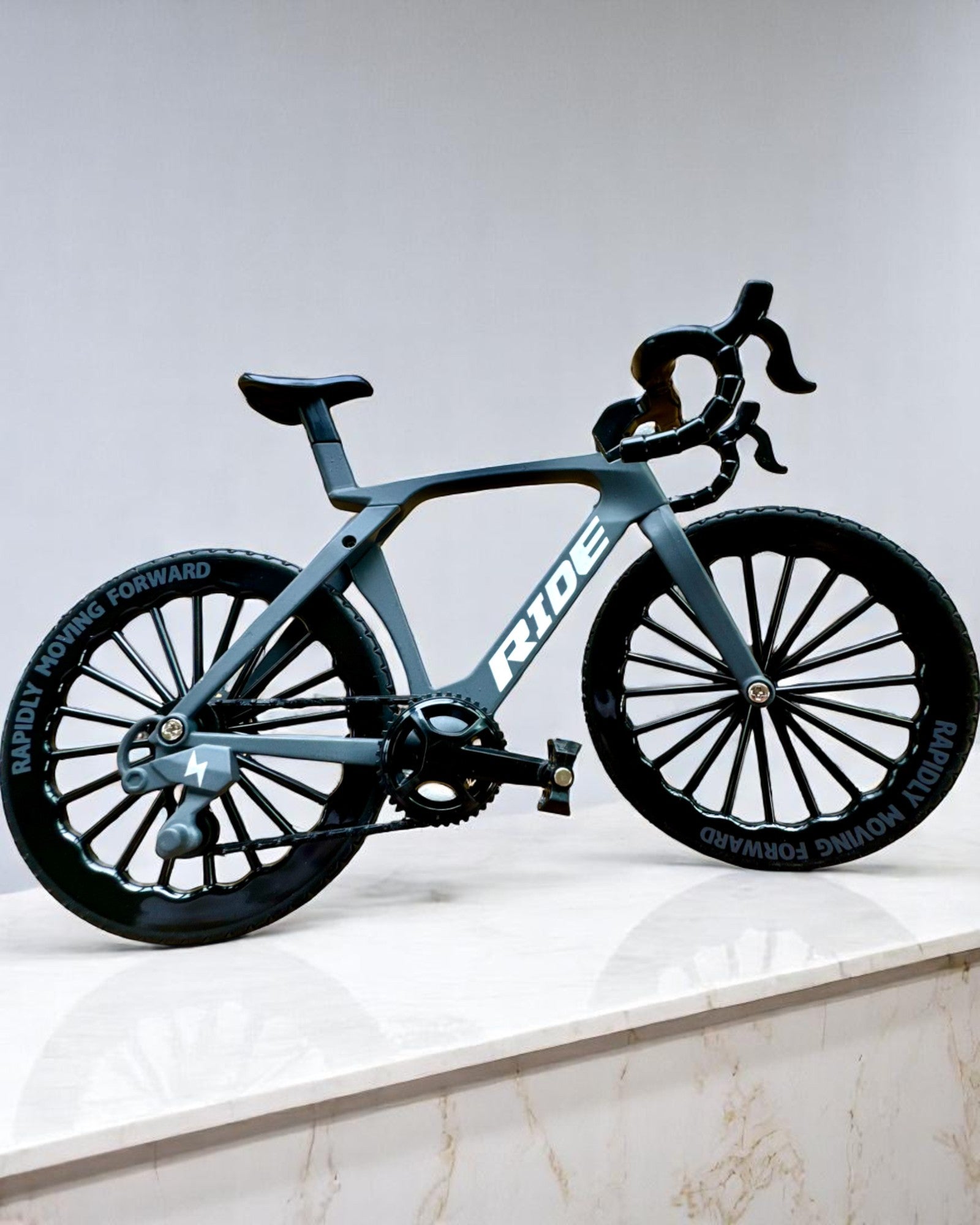 Mini „Speedster” – modello da collezione con opzione di incisione, 2 varianti a scelta