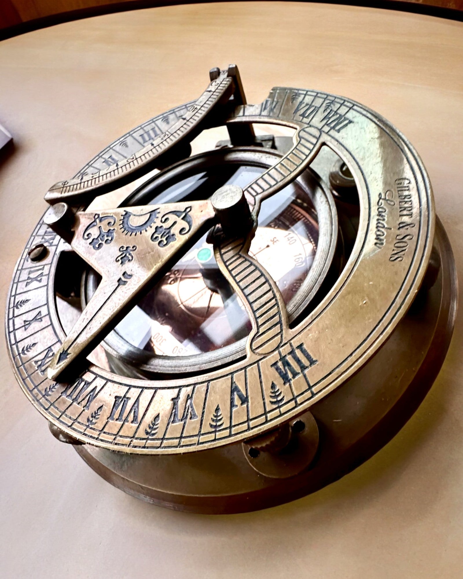 Bussola del Capitano "Odkrywca 2" - possibilità di personalizzazione con incisione per regalo, 2 varianti di colore a scelta