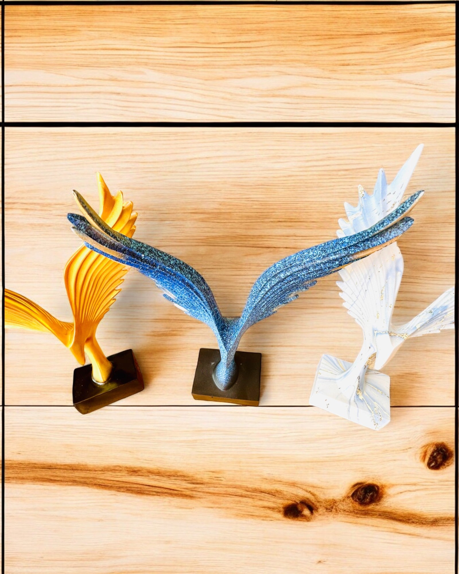 Elegante Statuetta Ali d'Angelo 33 cm di altezza – "Guardiani Alati", possibilità di personalizzazione con incisione per regalo, personalizzazione, 3 varianti di colore