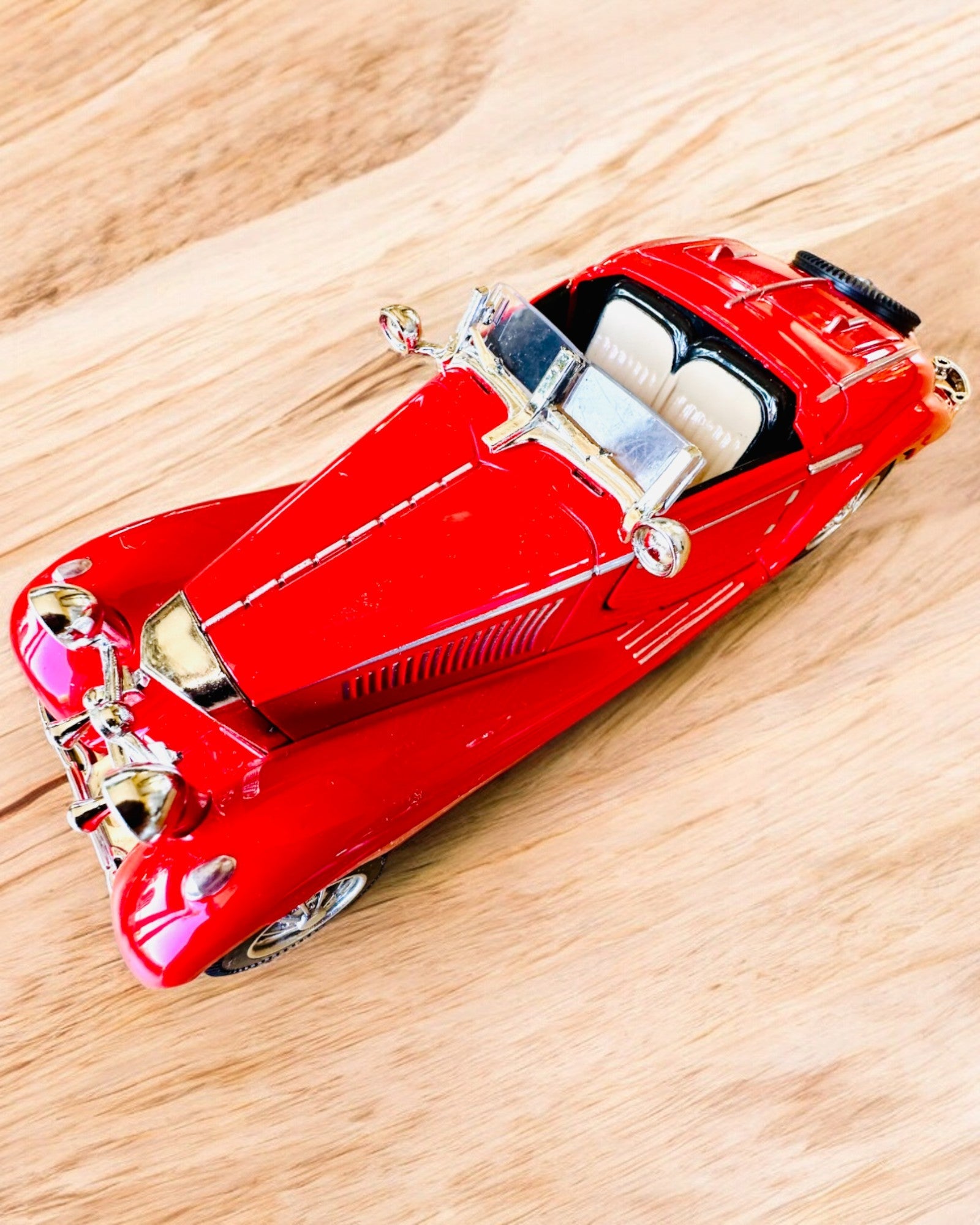 Modello in Miniatura di Auto Classiche Retrò - possibilità di personalizzazione come regalo con incisione, 3 varianti tra cui scegliere