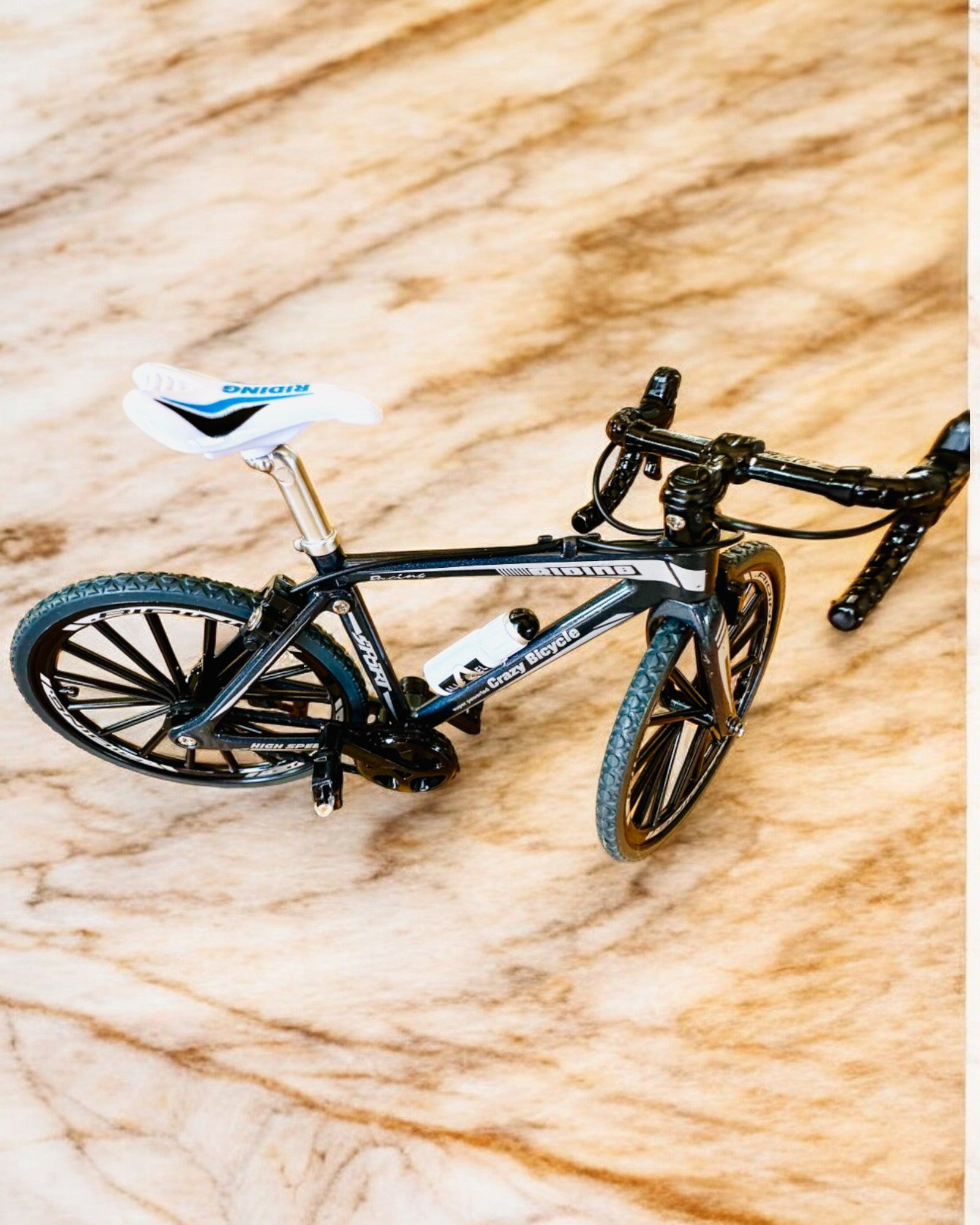 Modello in Miniatura di Bicicletta Rossa in Metallo "SpeedMaster" personalizzazione con incisione per regalo, 2 varianti di colore