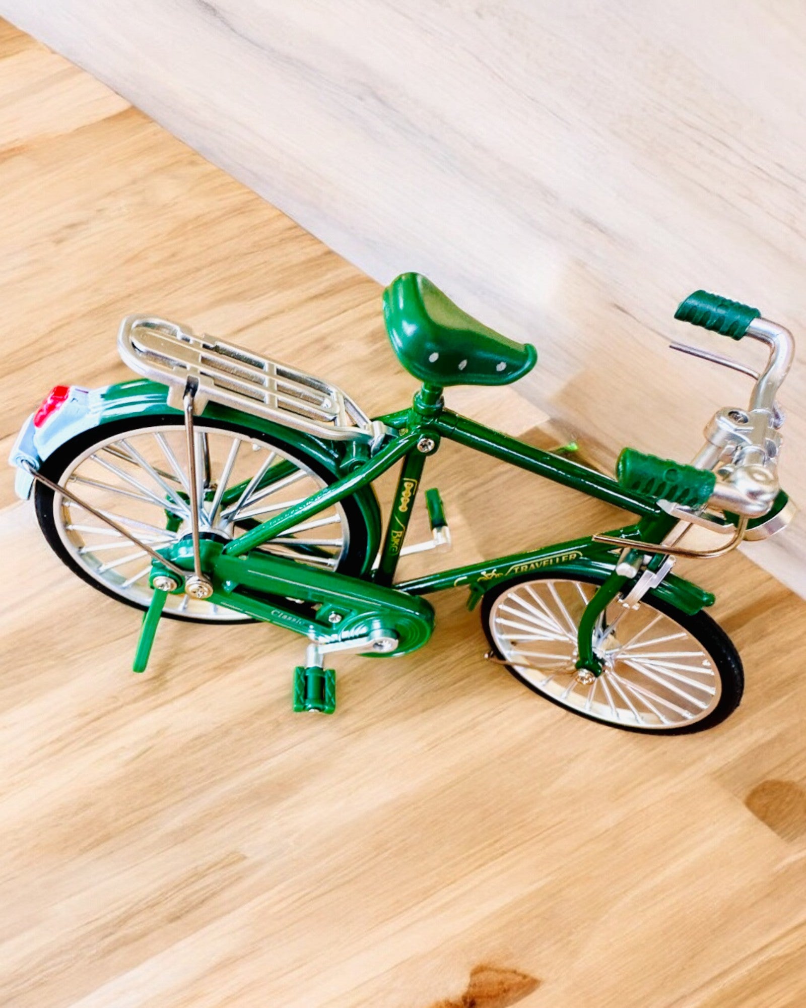Modello di bicicletta "Retro Classic" - Miniatura con Incisione, ideale come regalo