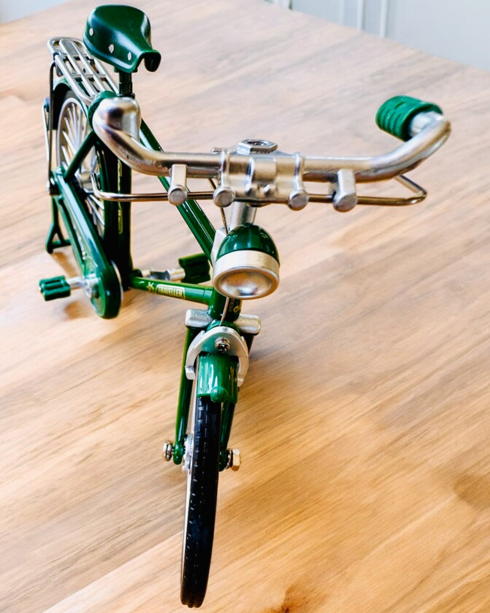 Modello di bicicletta "Retro Classic" - Miniatura con Incisione, ideale come regalo