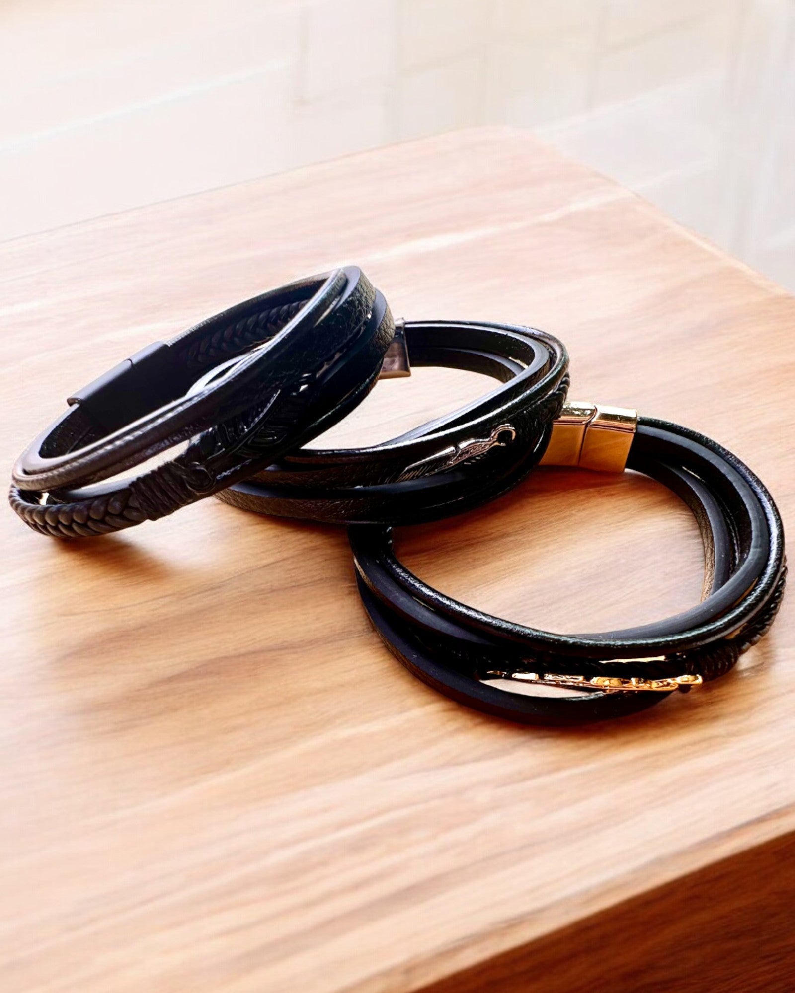 Bracciale "Orzeł" con opzione di incisione, 3 varianti di colore