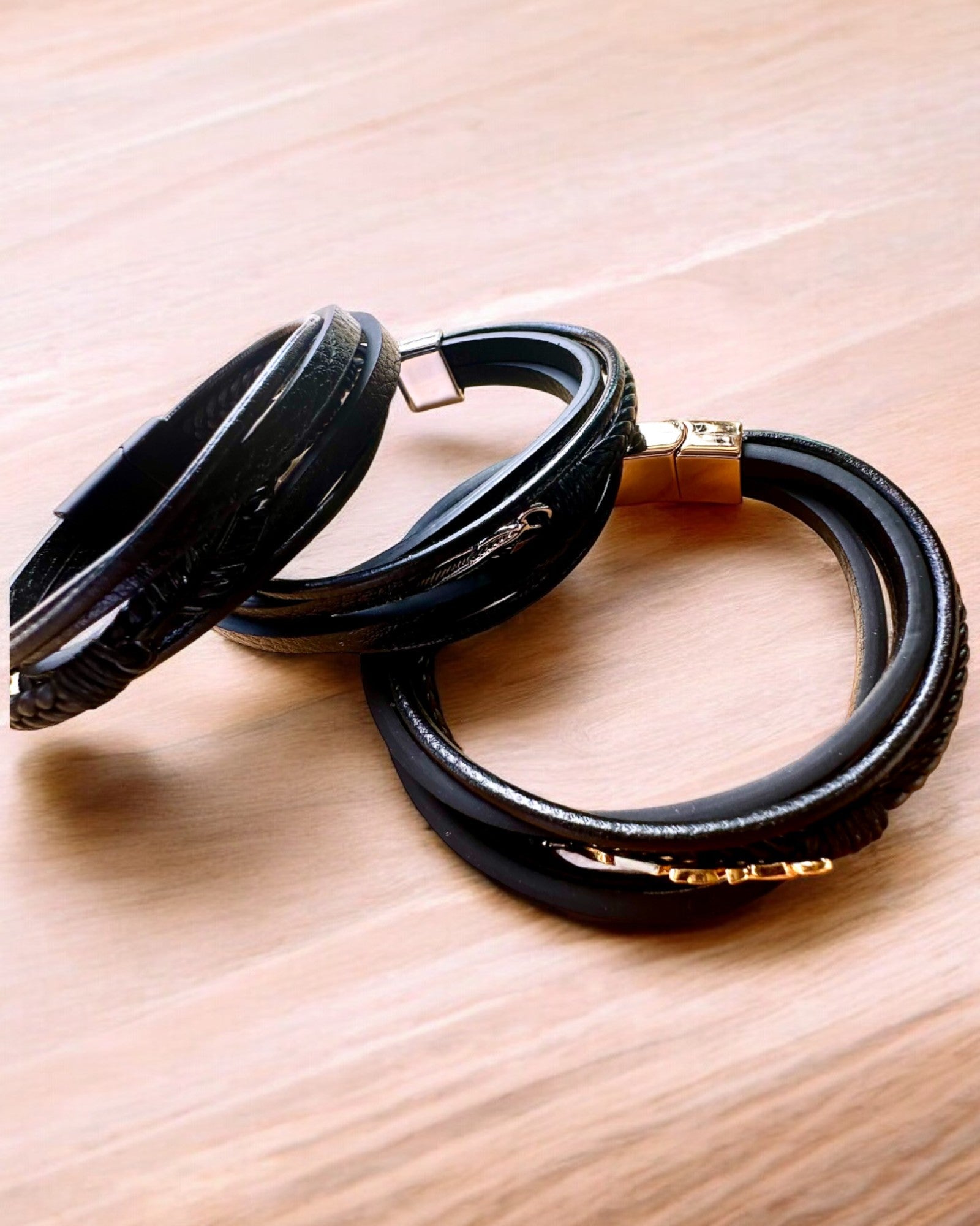 Bracciale "Orzeł" con opzione di incisione, 3 varianti di colore