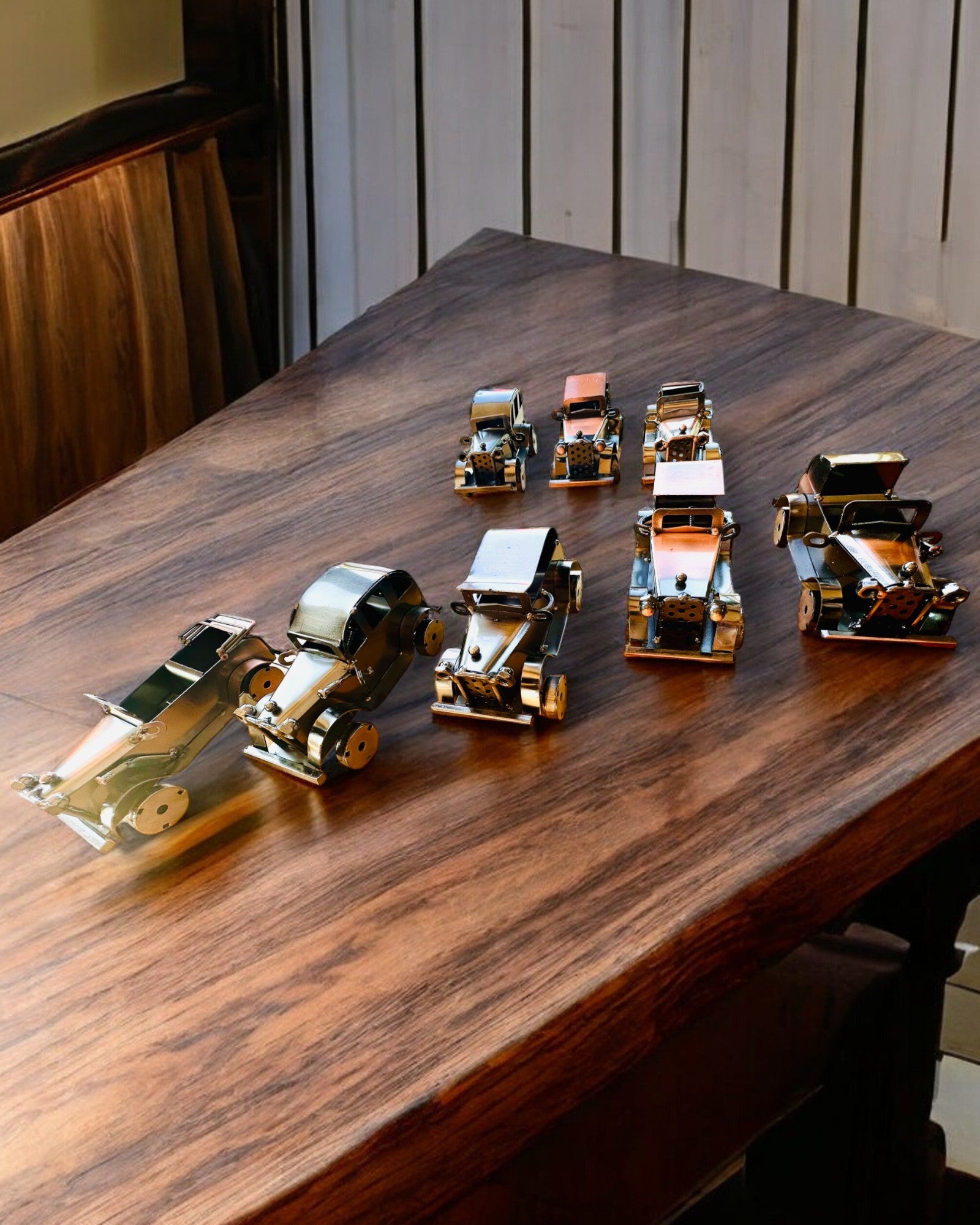 Auto classica retrò, automobile, in ferro - Collezione "Vintage Drive", modello di auto, personalizzazione con incisione per regalo