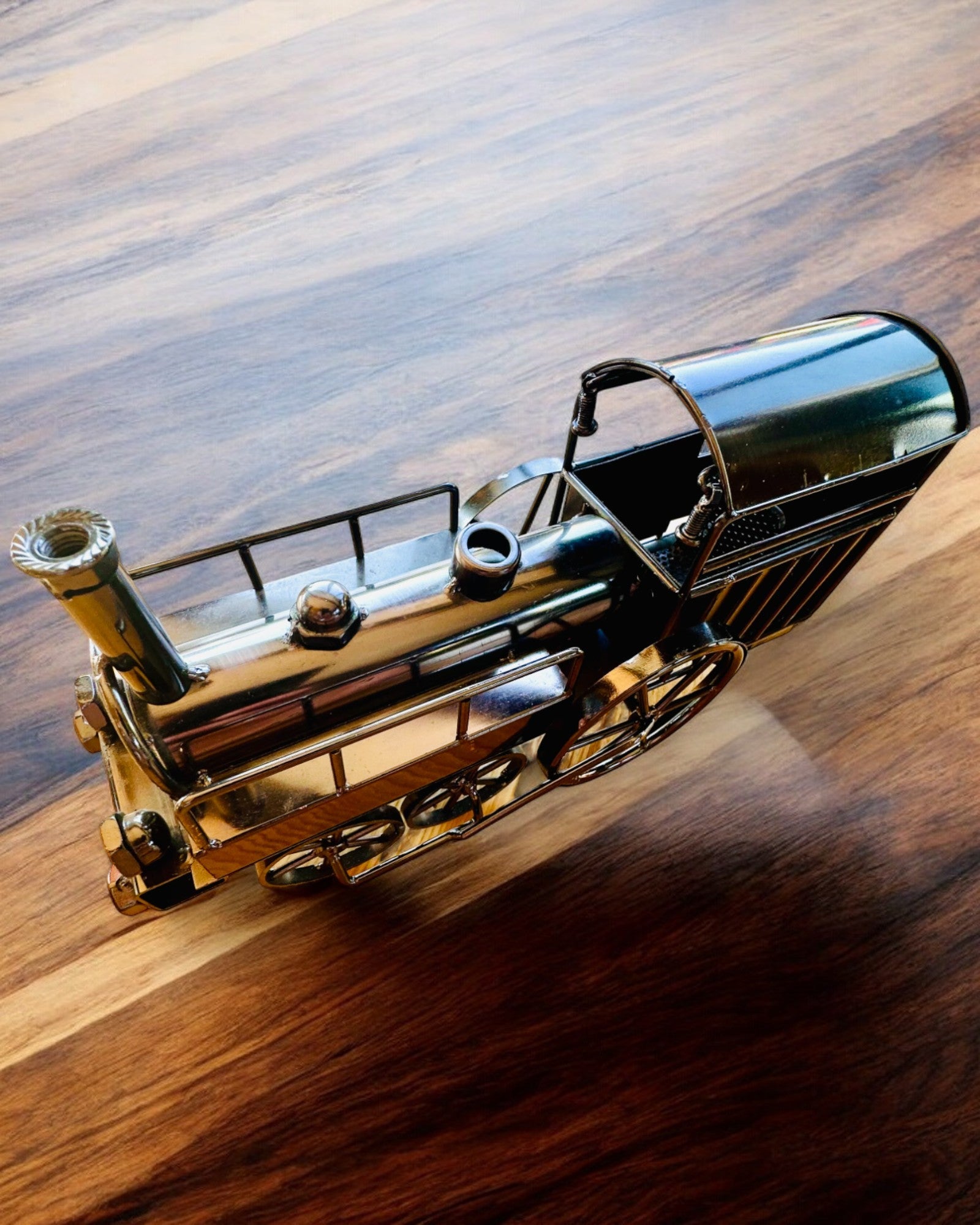 Locomotiva in ferro "Retro Express" – decorazione, modello, realizzata a mano con possibilità di incisione per regalo