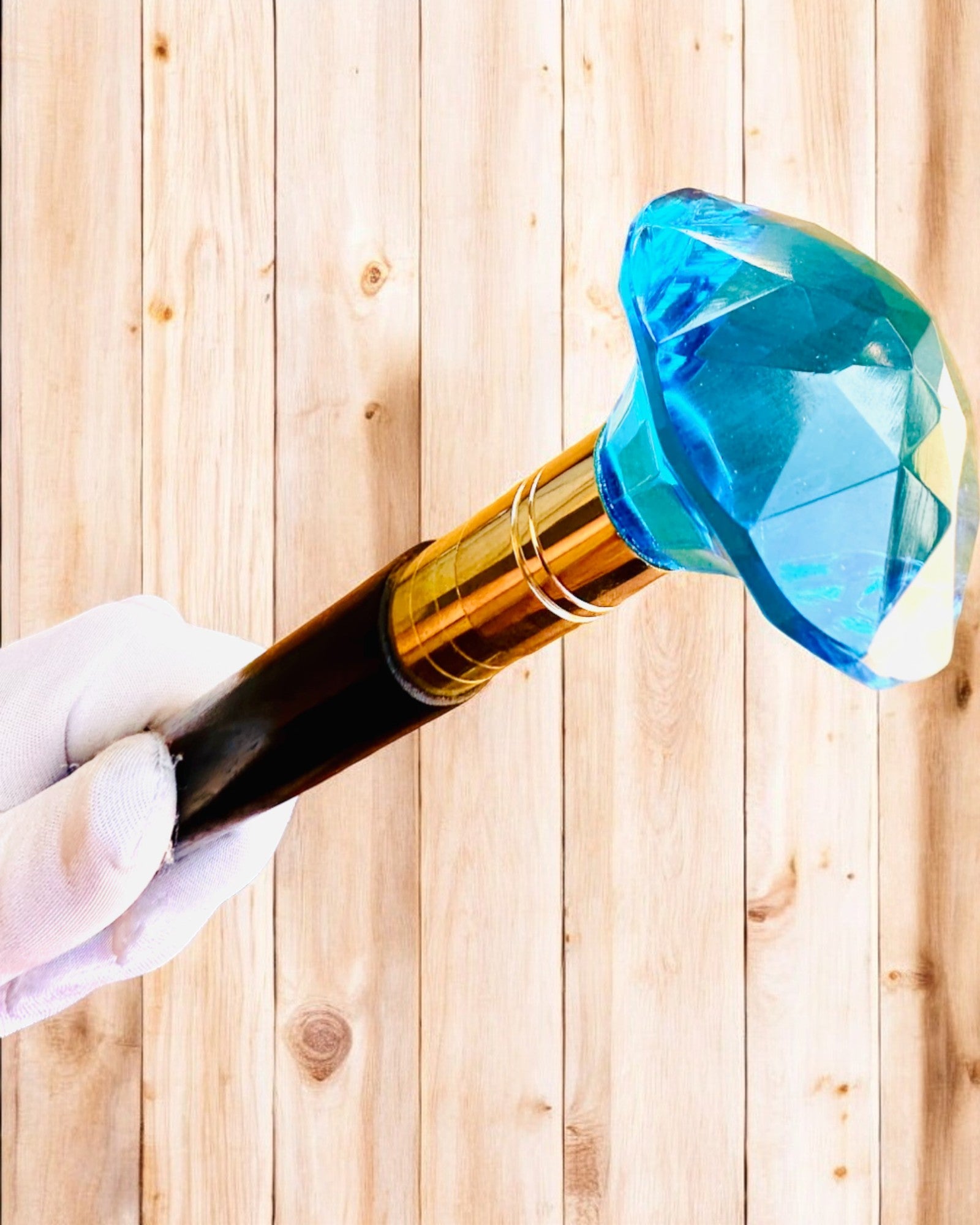 Bastone da passeggio "Diamante Blu" - In legno, realizzato a mano, possibilità di incisione