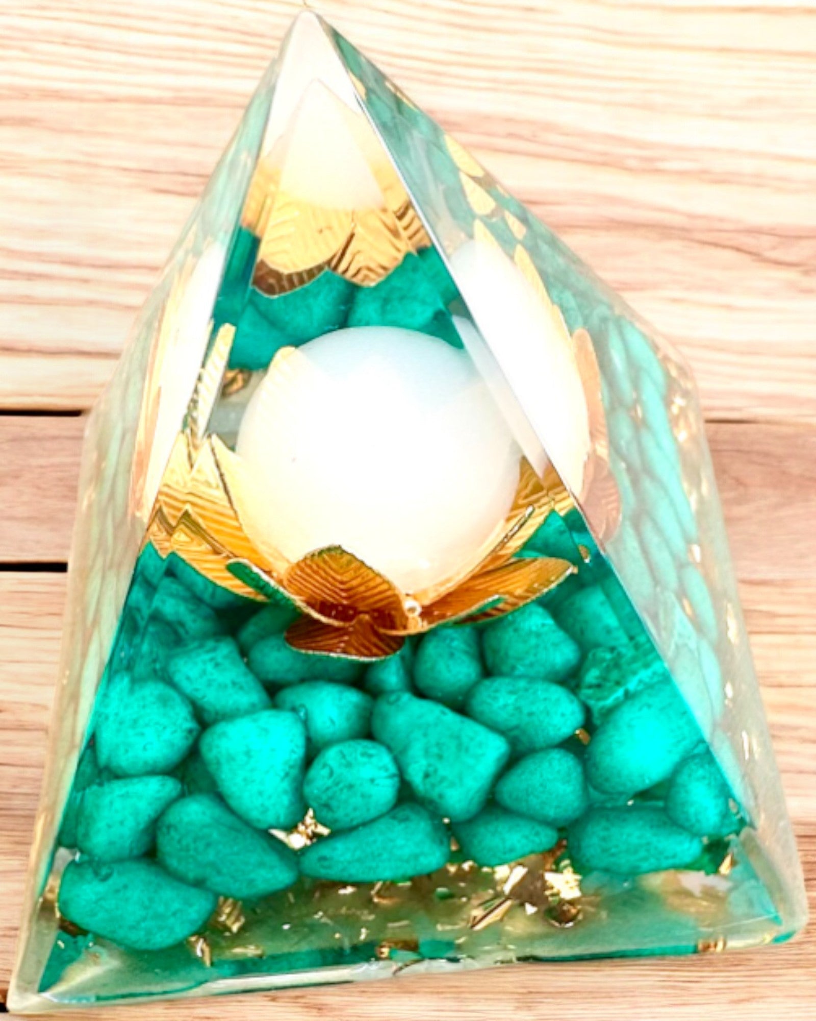 Piramide Energetica orgonite "Armonia del Tormalina"