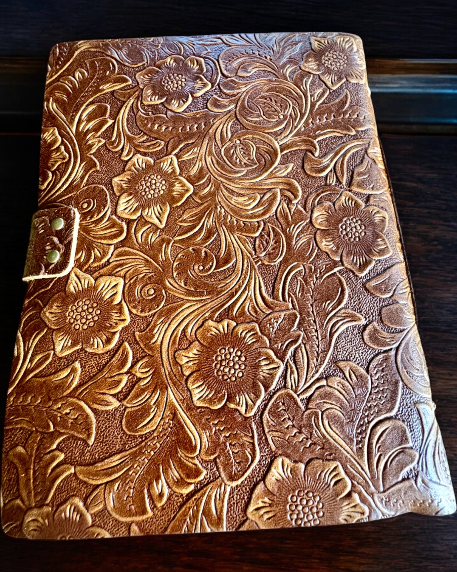 Taccuino Vintage in Pelle "Floralis" – stampato a mano, 400 pagine, possibilità di incisione, 2 varianti