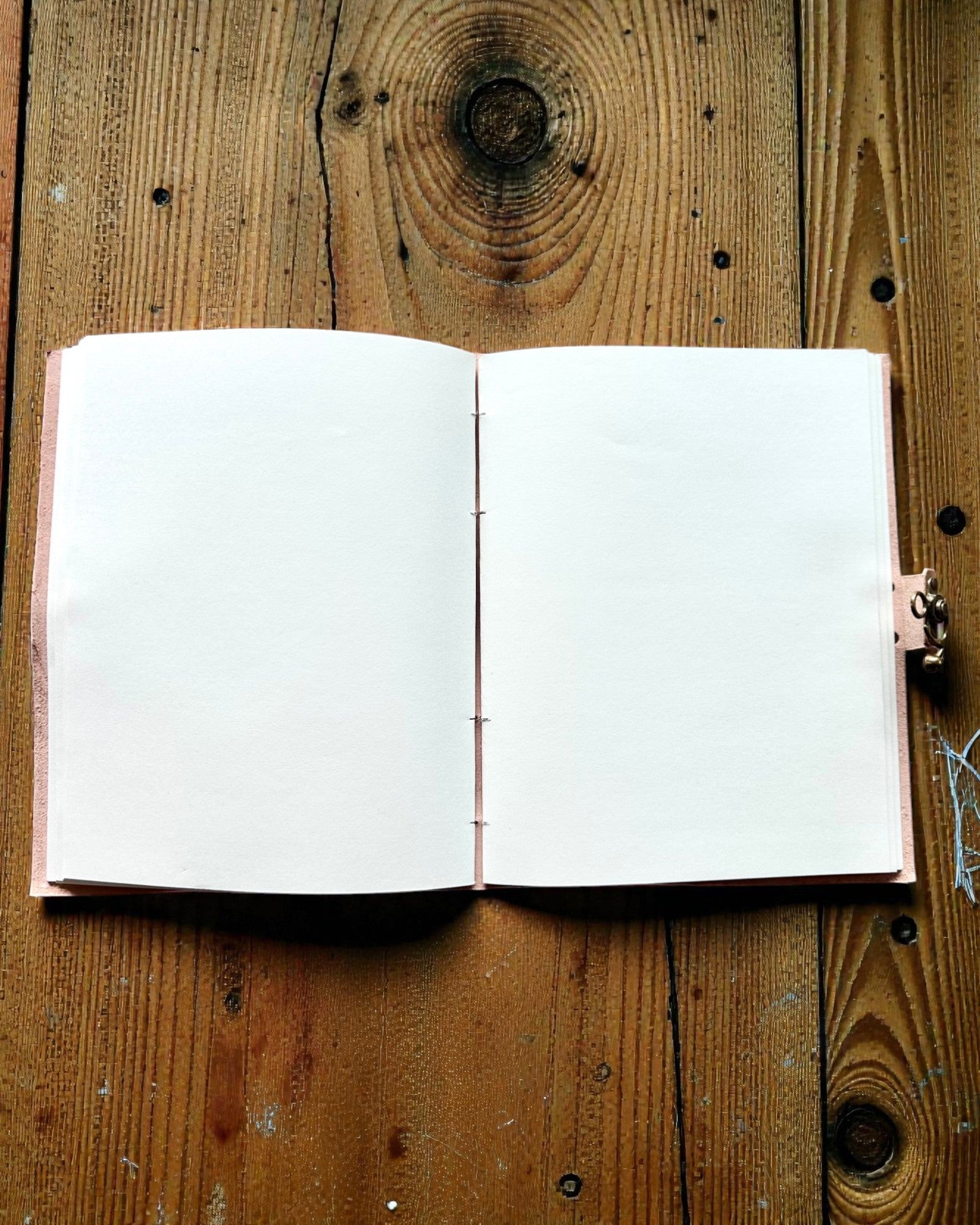 Libro dei ricordi in pelle Eredità – Taccuino personalizzato 25 × 33 cm