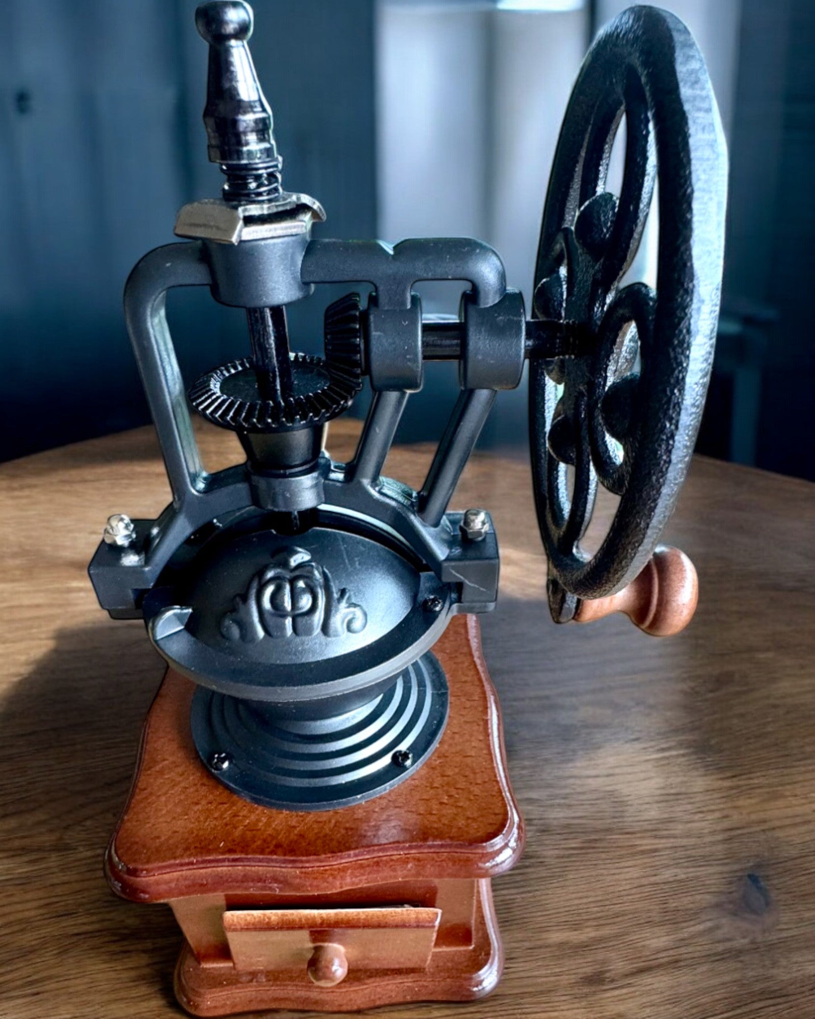 Macinacaffè retrò "Vintage Café" 27 cm di altezza, con possibilità di personalizzazione con incisione per regalo