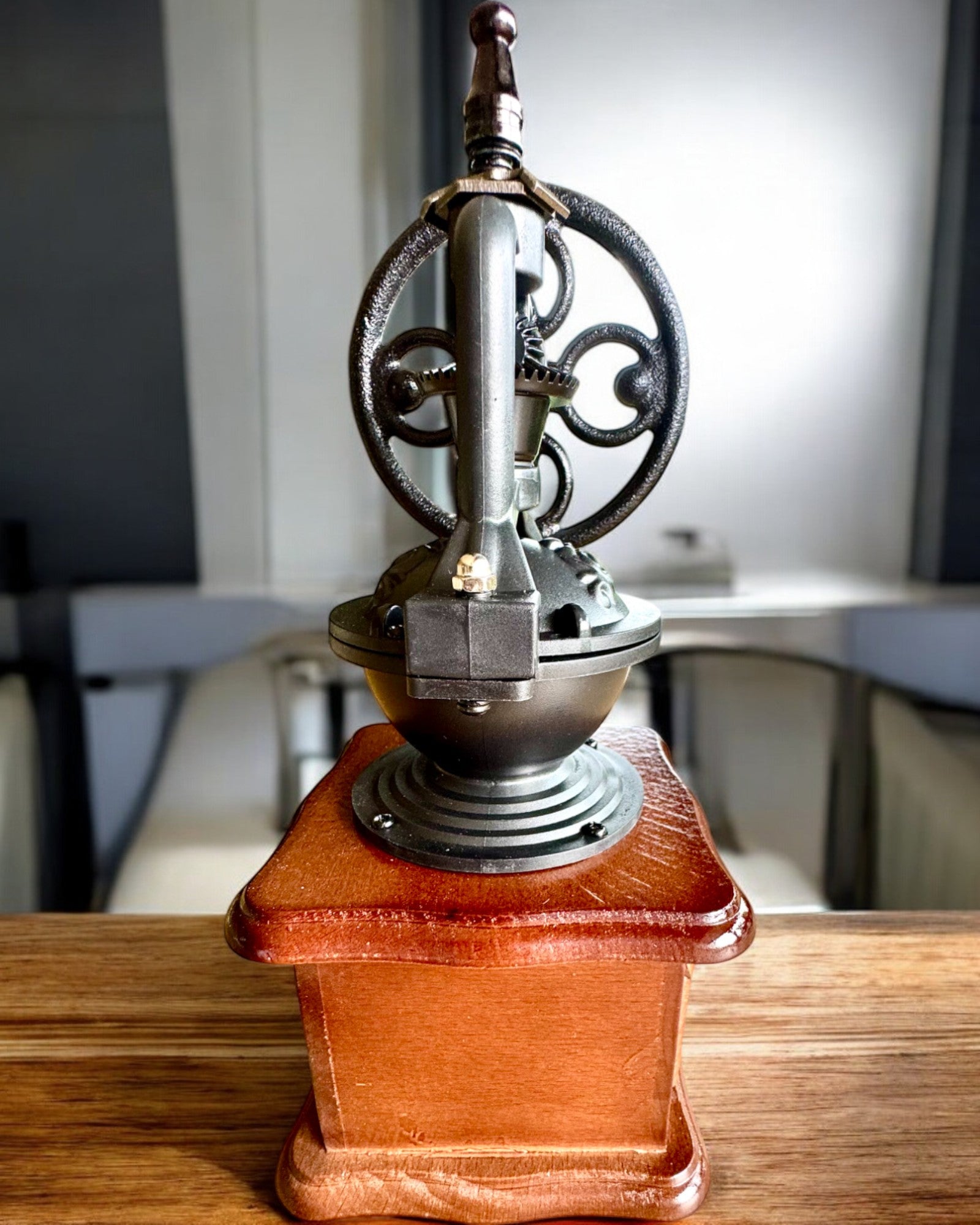 Macinacaffè retrò "Vintage Café" 27 cm di altezza, con possibilità di personalizzazione con incisione per regalo