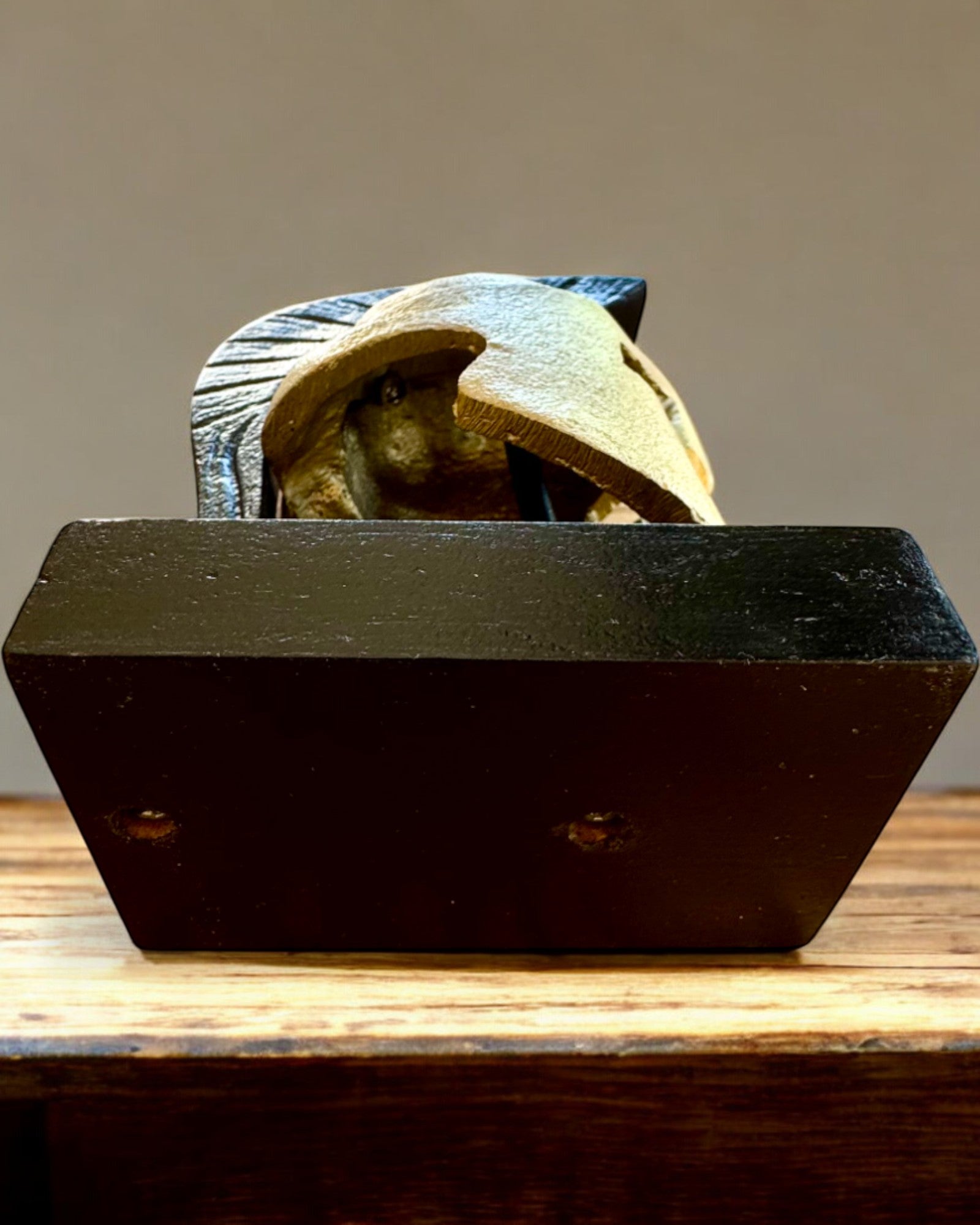 Elmo Spartan Premium – scultura decorativa realizzata a mano, possibilità di personalizzazione con incisione per regalo