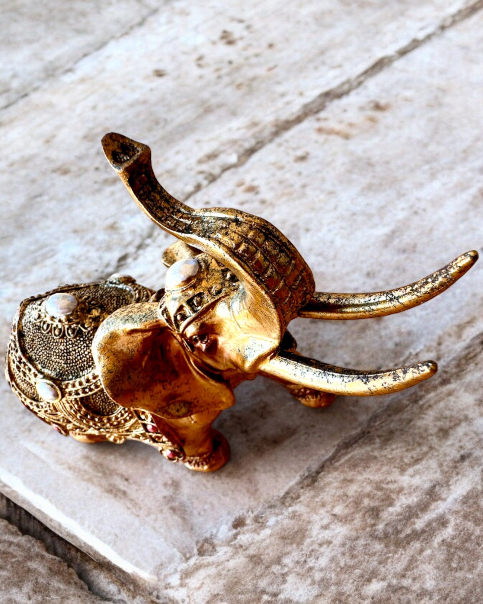 Elefante Reale con Possibilità di Incisione - Eleganza e Lusso, personalizzazione per regalo