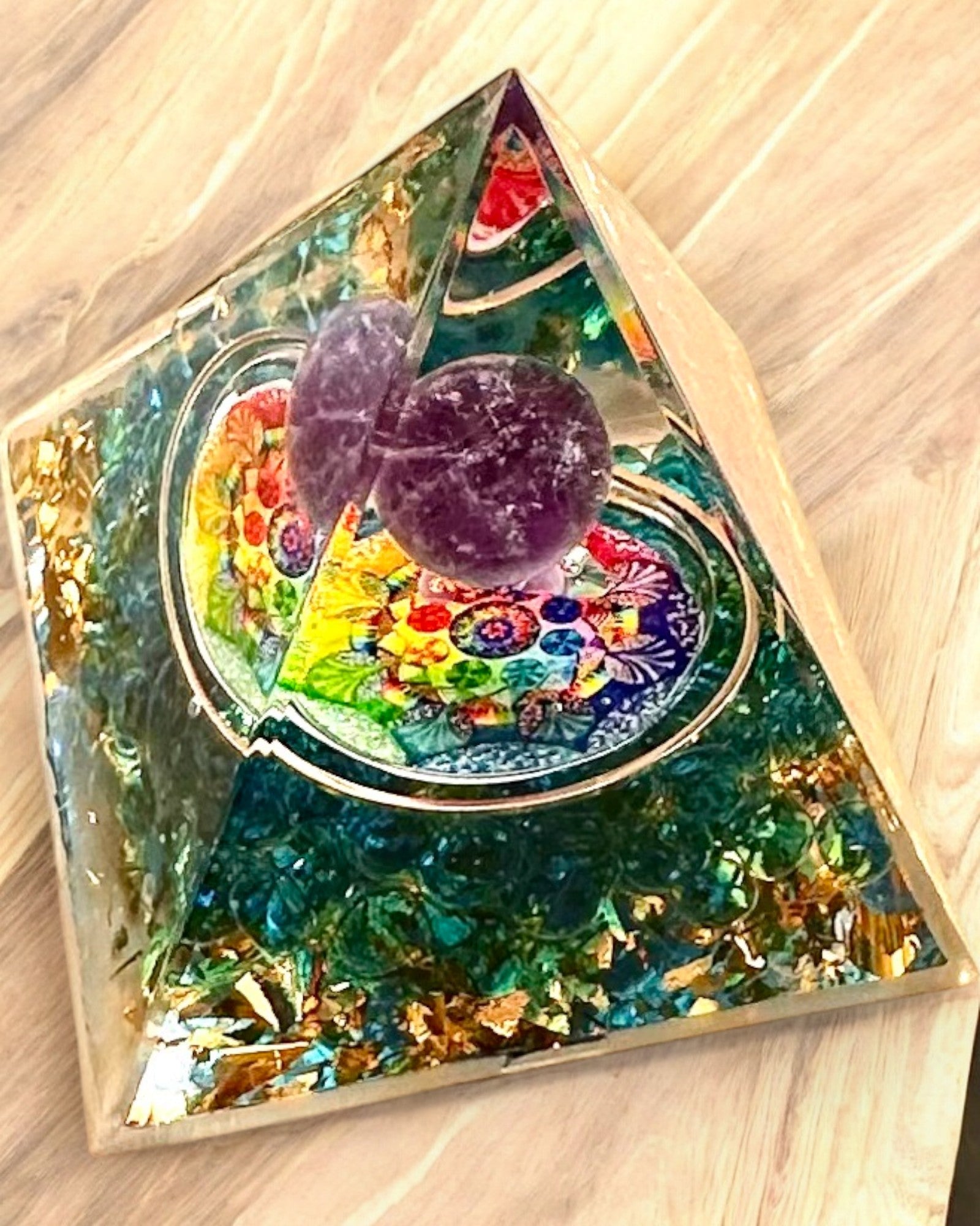 Piramide Energetica orgonite "Mystic Aura"