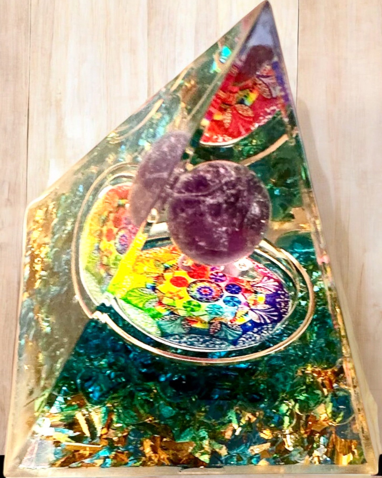 Piramide Energetica orgonite "Mystic Aura"