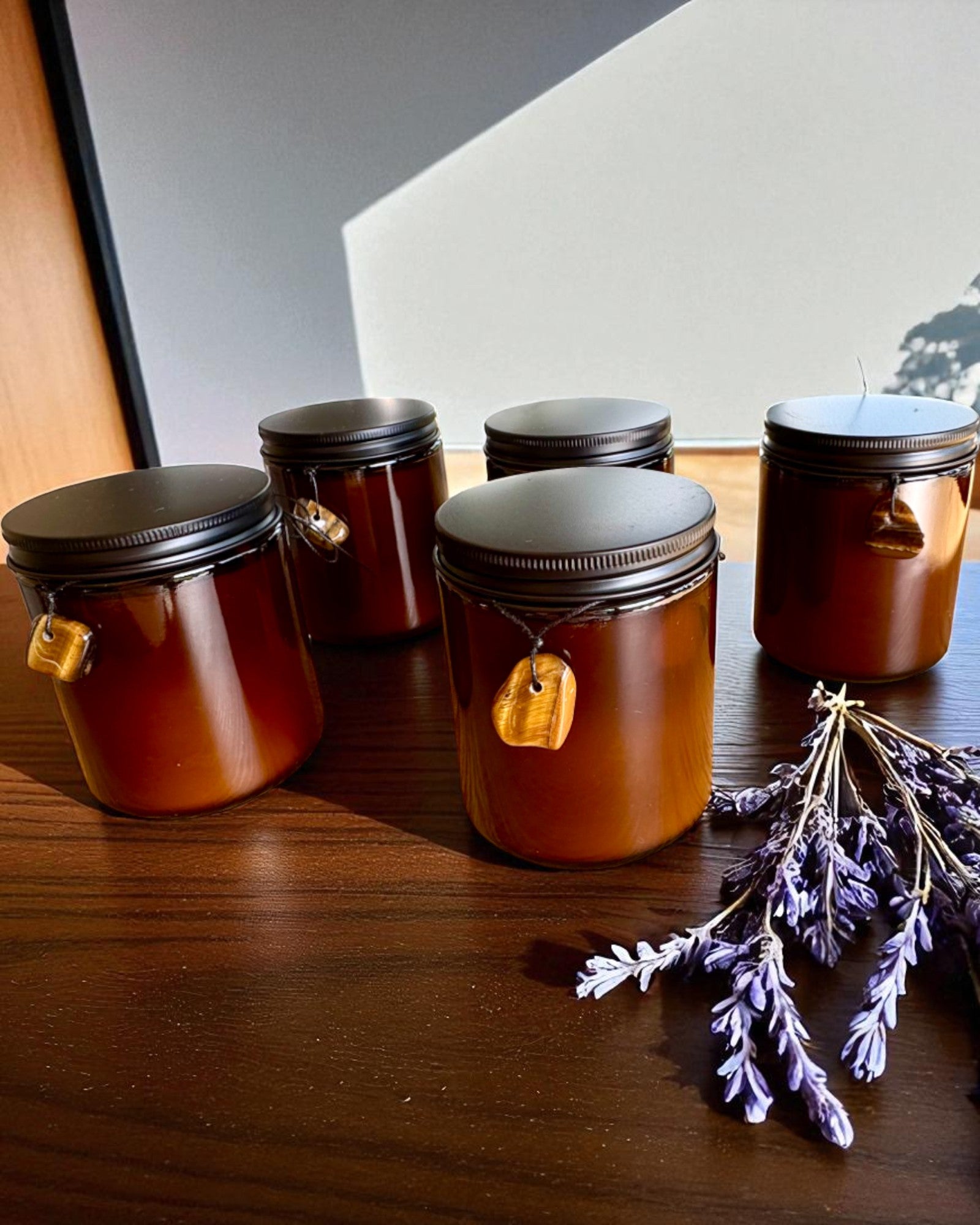 Candela Intenzionale Potere della Tigre – Fiducia in se stessi e prosperità, 250 ml, possibilità di personalizzazione del coperchio per regalo