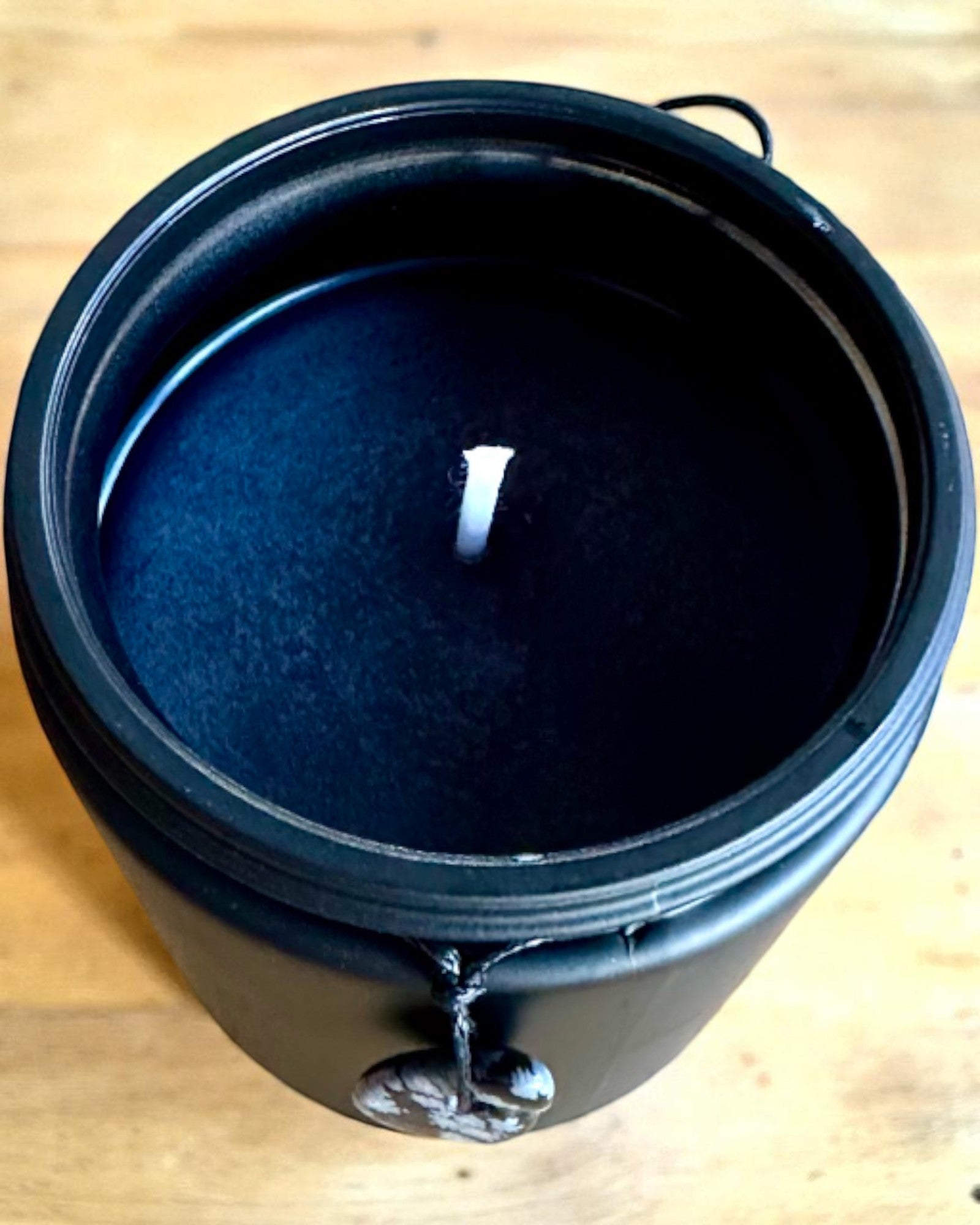 Candela di soia intenzionale Ossidiana – fiducia in sé stessi e forza interiore, 250 ml, possibilità di personalizzazione come regalo