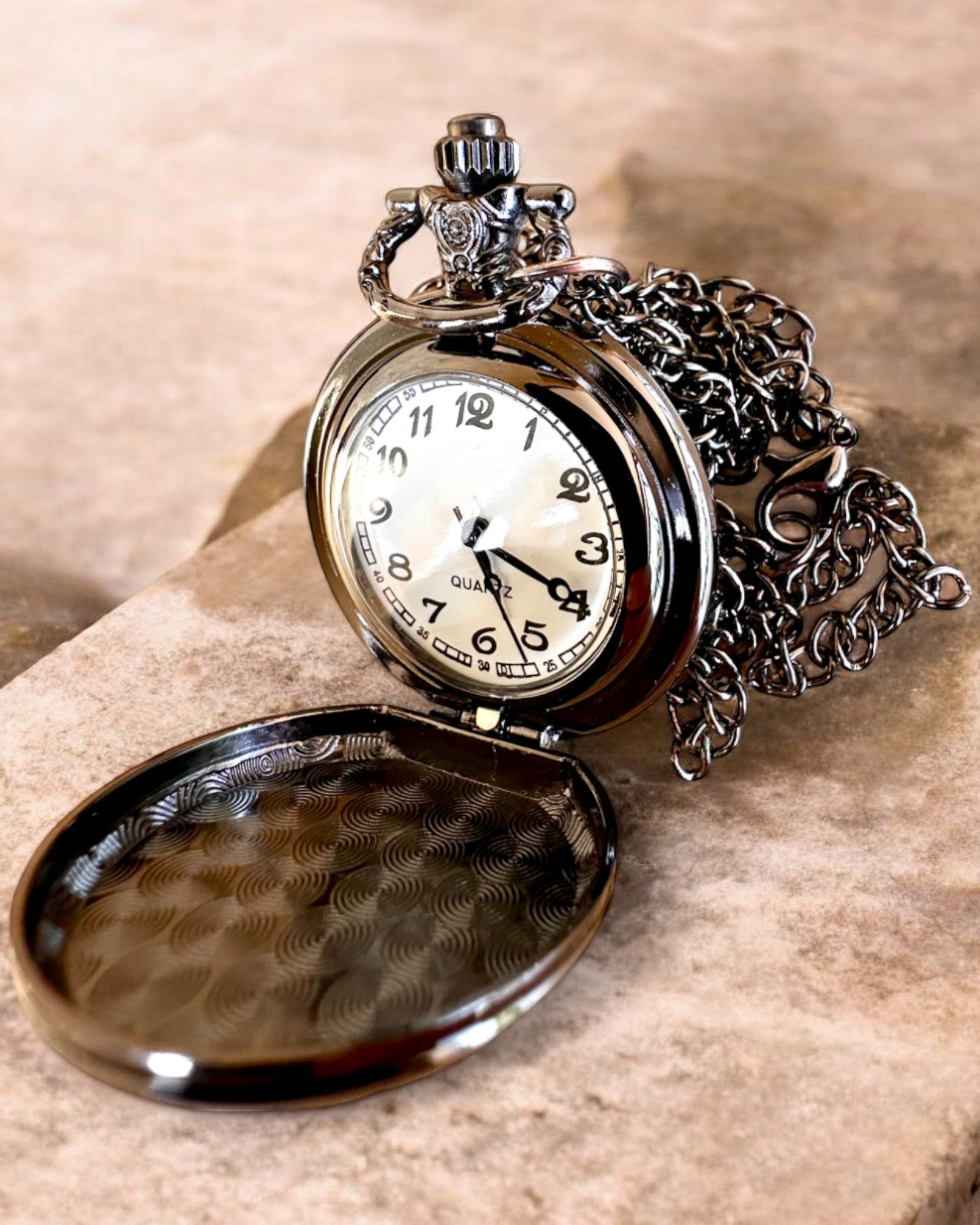 Orologio da tasca "Magiczna Talia" - Accessorio elegante in acciaio inossidabile, personalizzazione con incisione per regalo
