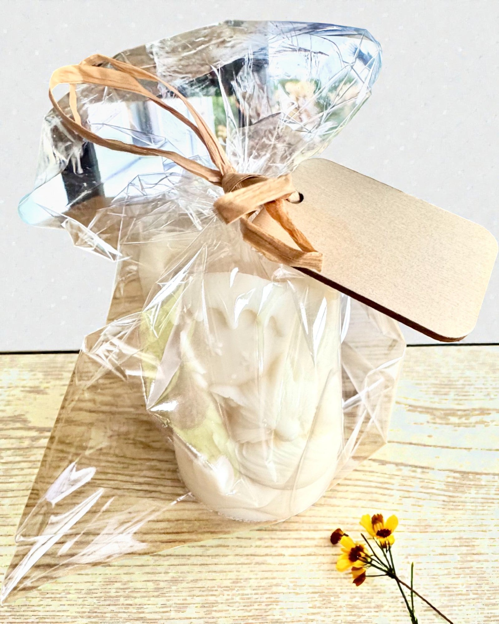 Candela di soia Volpe Invernale, altezza 7,5 cm, candela di soia colata a mano con una dolce volpe addormentata, personalizzabile con incisione sulla targhetta