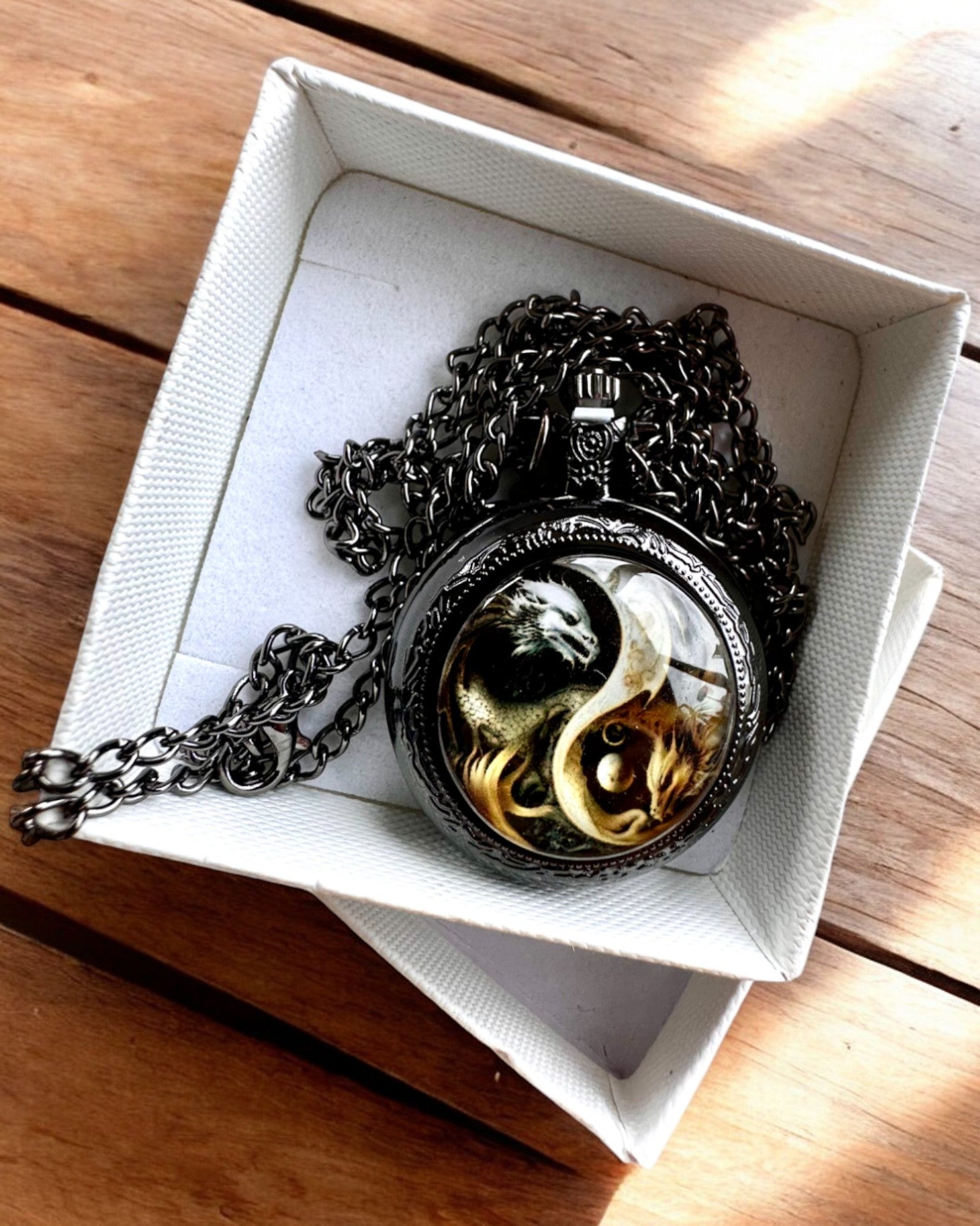 Orologio da tasca "Smoczy Okrąg 2" – accessorio elegante con un tocco di magia - personalizzazione con incisione per regalo