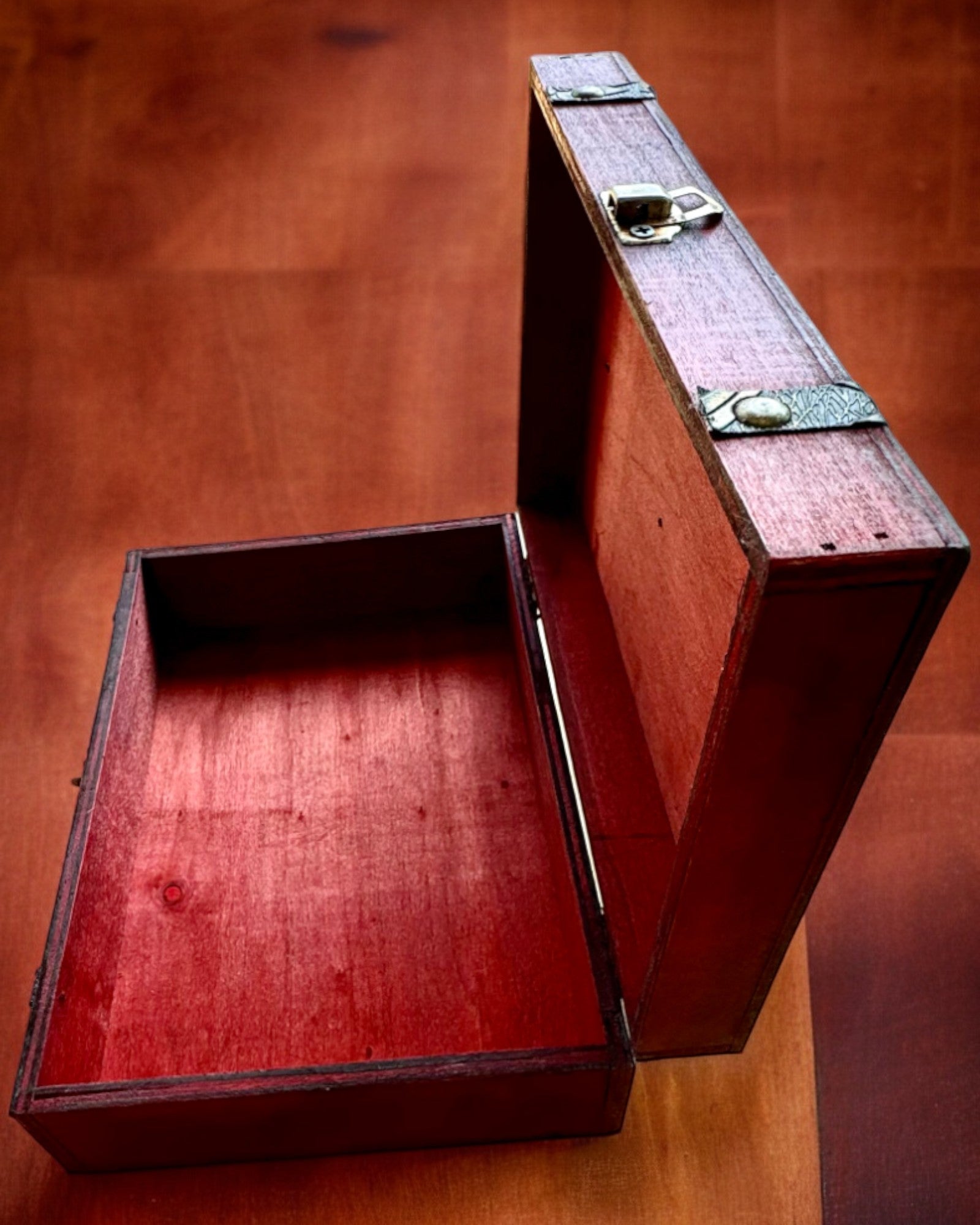 Antica Scatola di Legno con Possibilità di Incisione, 23 cm x 16 cm x 7,5 cm