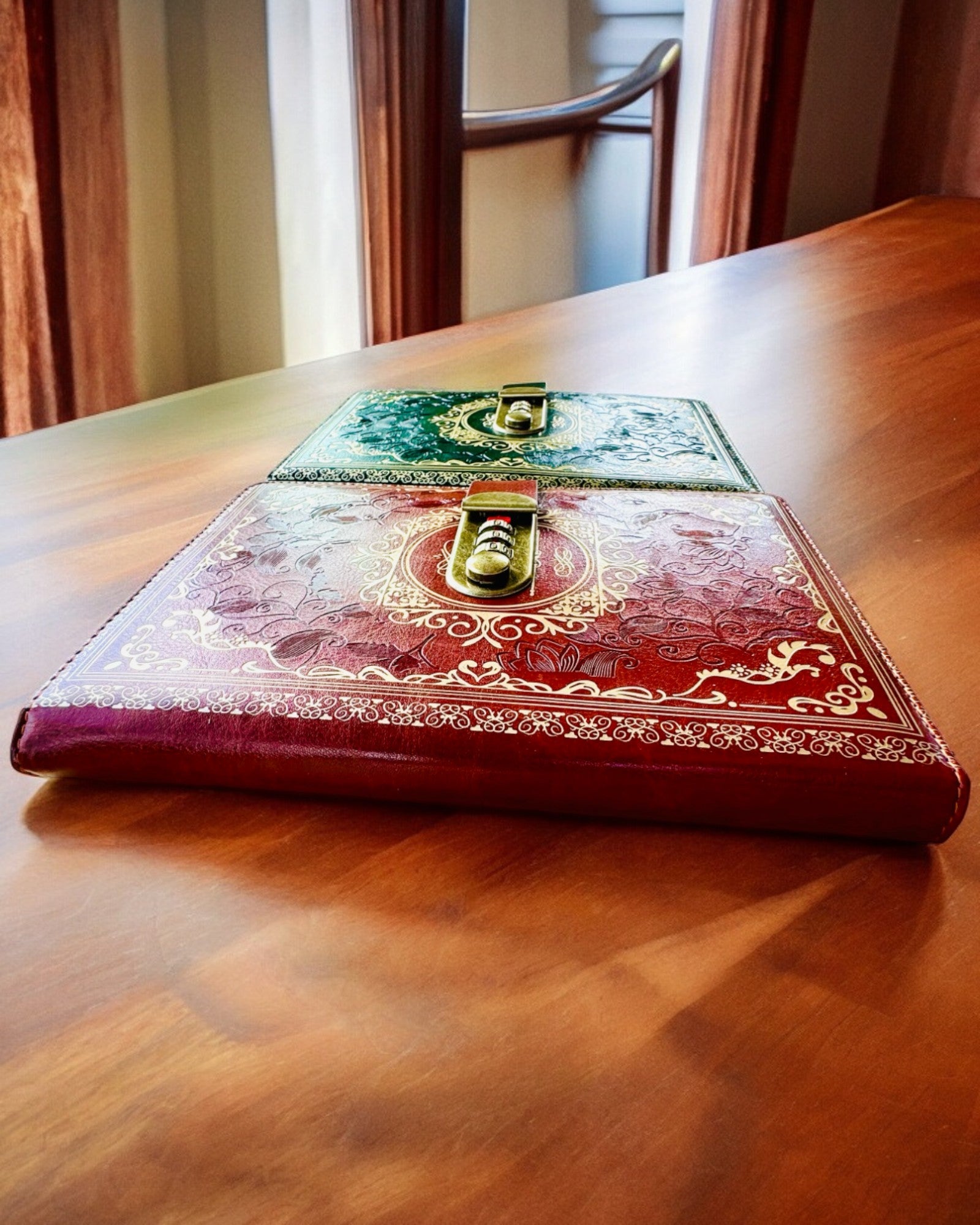 Taccuino in Pelle Esclusivo "Sekretnik" A5 con Serratura a Combinazione - personalizzazione con incisione