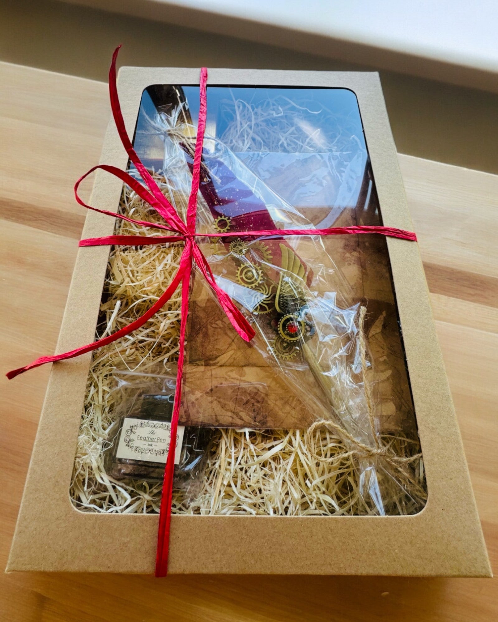 Set Regalo - Penna d'Oca Bordeaux-Viola "Eleganza Steampunk" con Possibilità di Incisione, per regalo