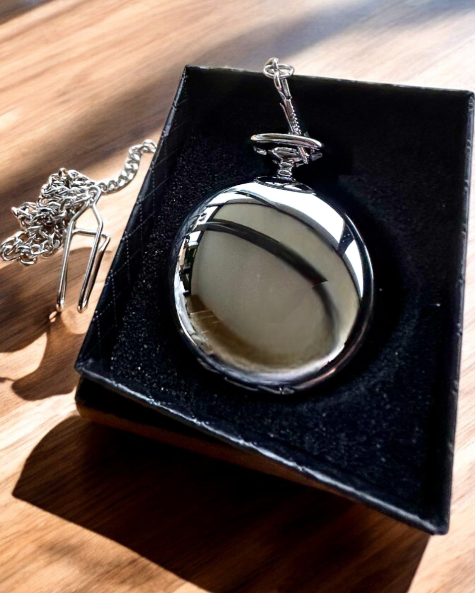 Orologio da Tasca Meccanico Classico con Doppio Coperchio, Manuale, Colore Argento