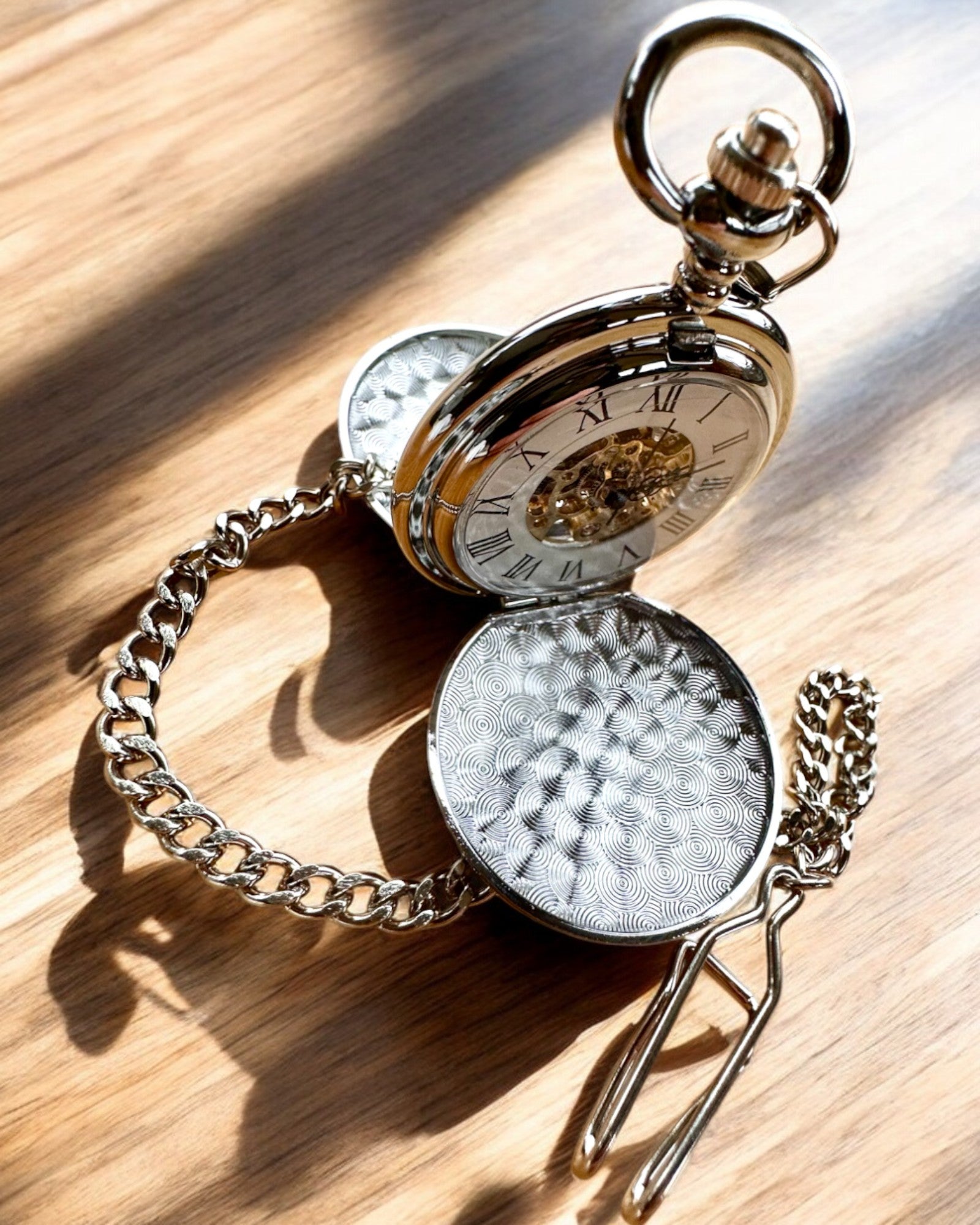 Orologio da Tasca Meccanico Classico con Doppio Coperchio, Manuale, Colore Argento