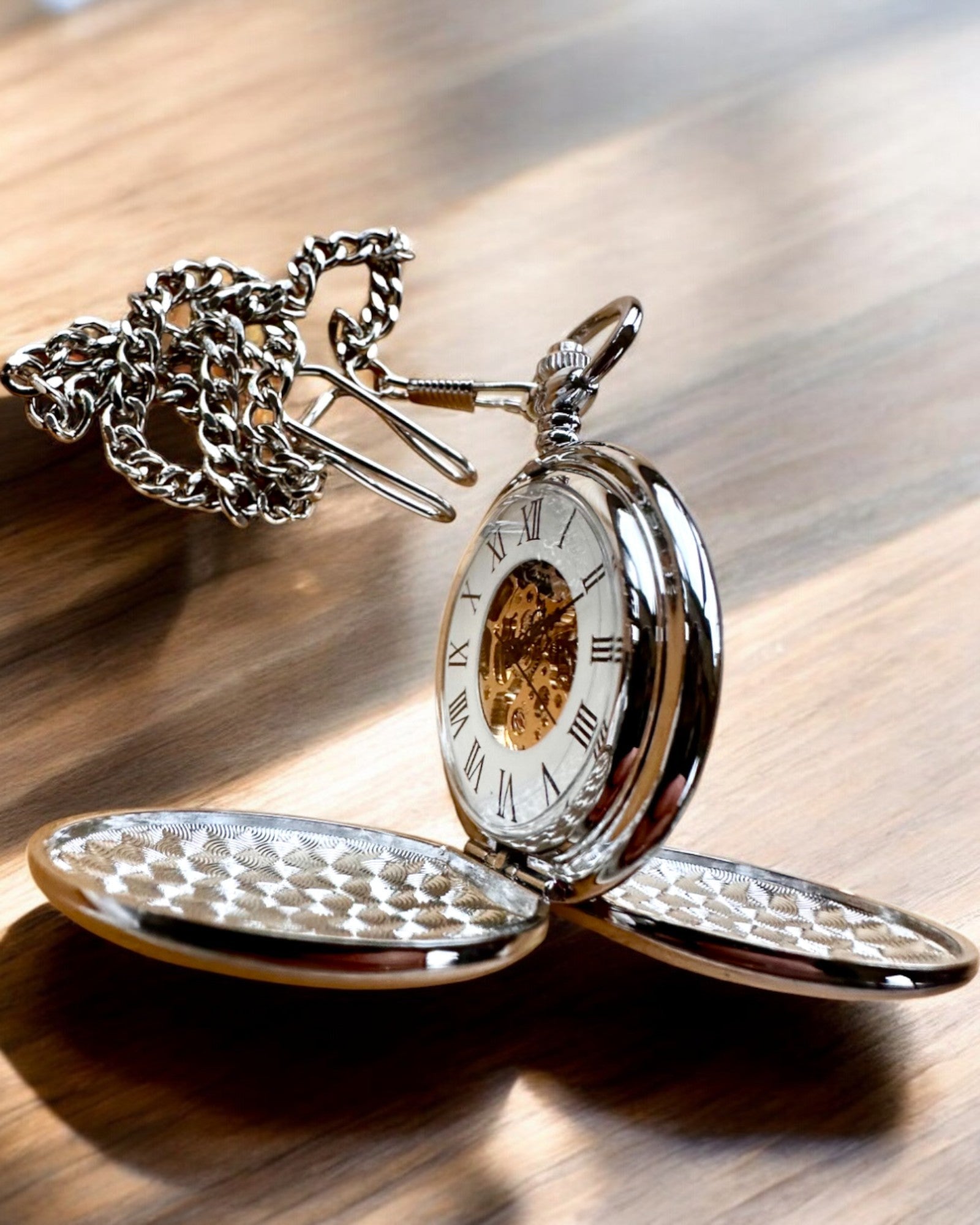 Orologio da Tasca Meccanico Classico con Doppio Coperchio, Manuale, Colore Argento