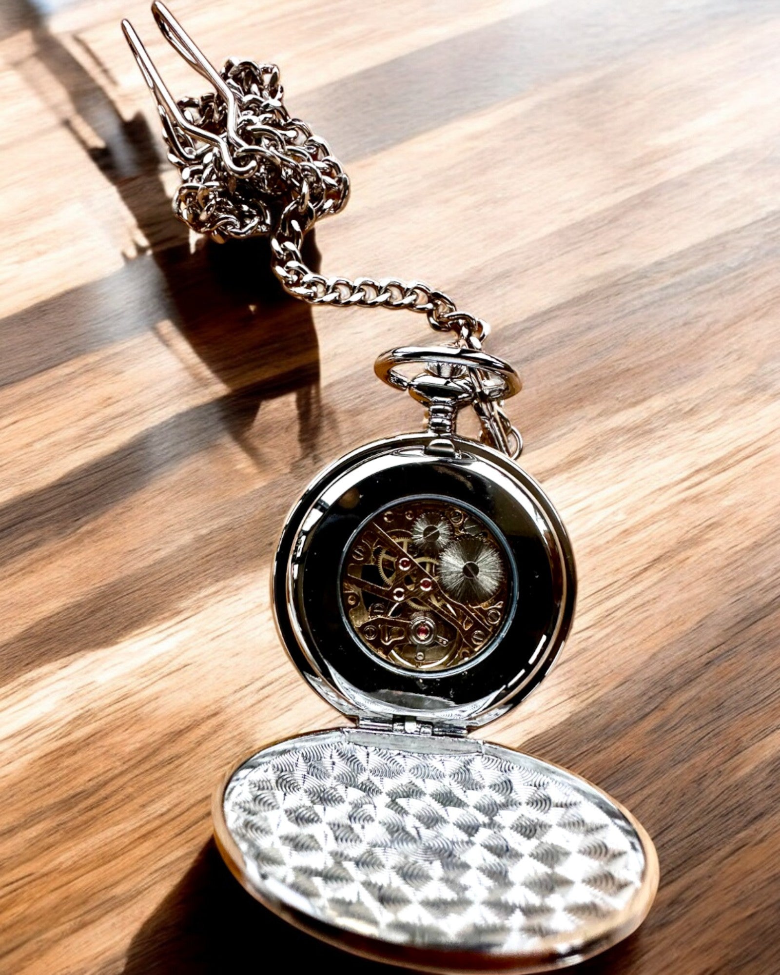 Orologio da Tasca Meccanico Classico con Doppio Coperchio, Manuale, Colore Argento