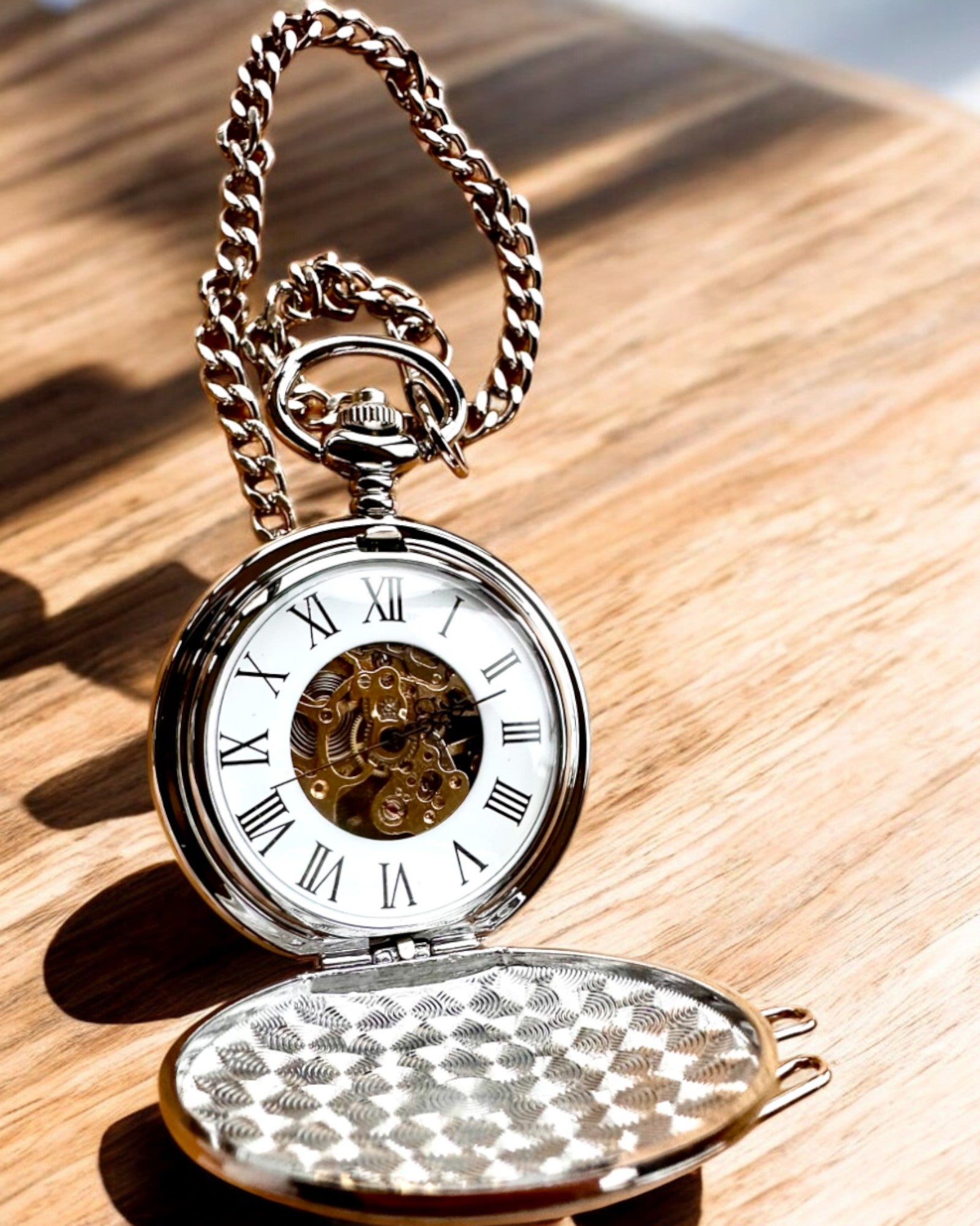 Orologio da Tasca Meccanico Classico con Doppio Coperchio, Manuale, Colore Argento