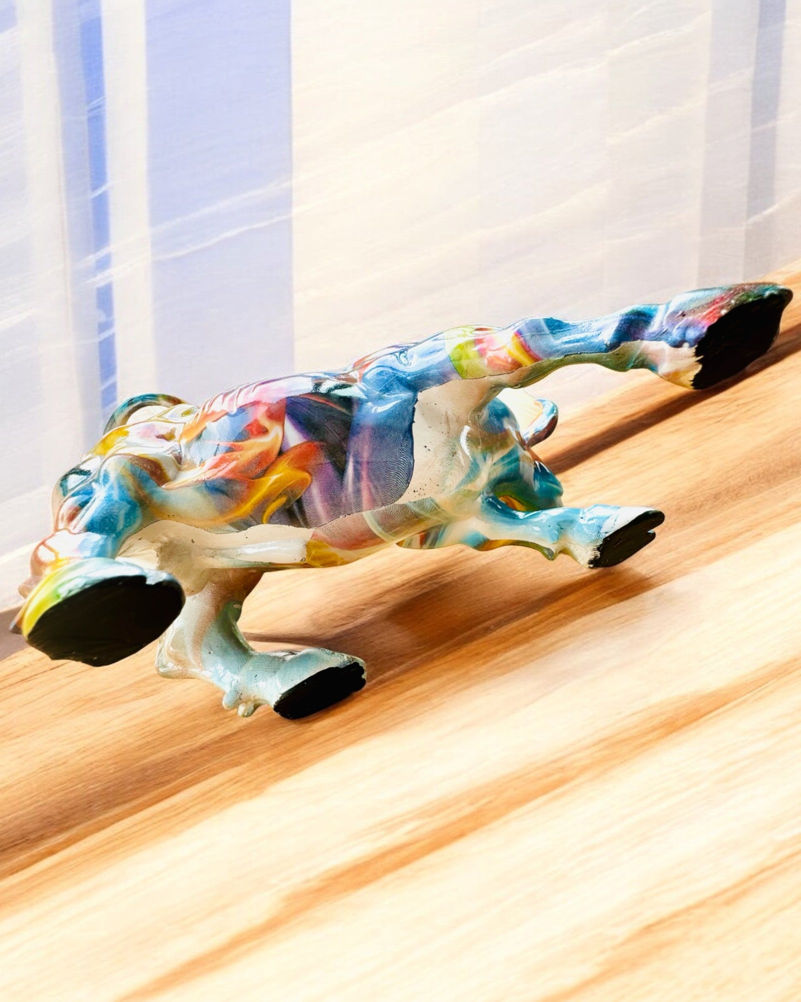 Scultura Decorativa Toro "BullArt" – Arte Unica con Opzione di Incisione - 4 varianti di colore, per regalo personalizzato