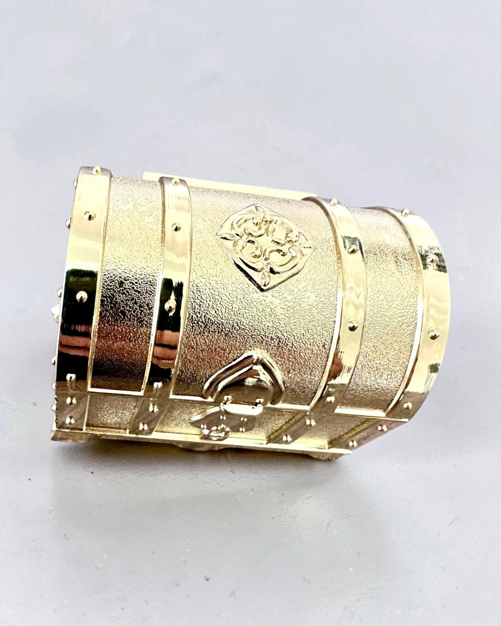Scrigno del Tesoro Metallico Retrò con Incisione - Scatola Argentata 7x5x5 cm