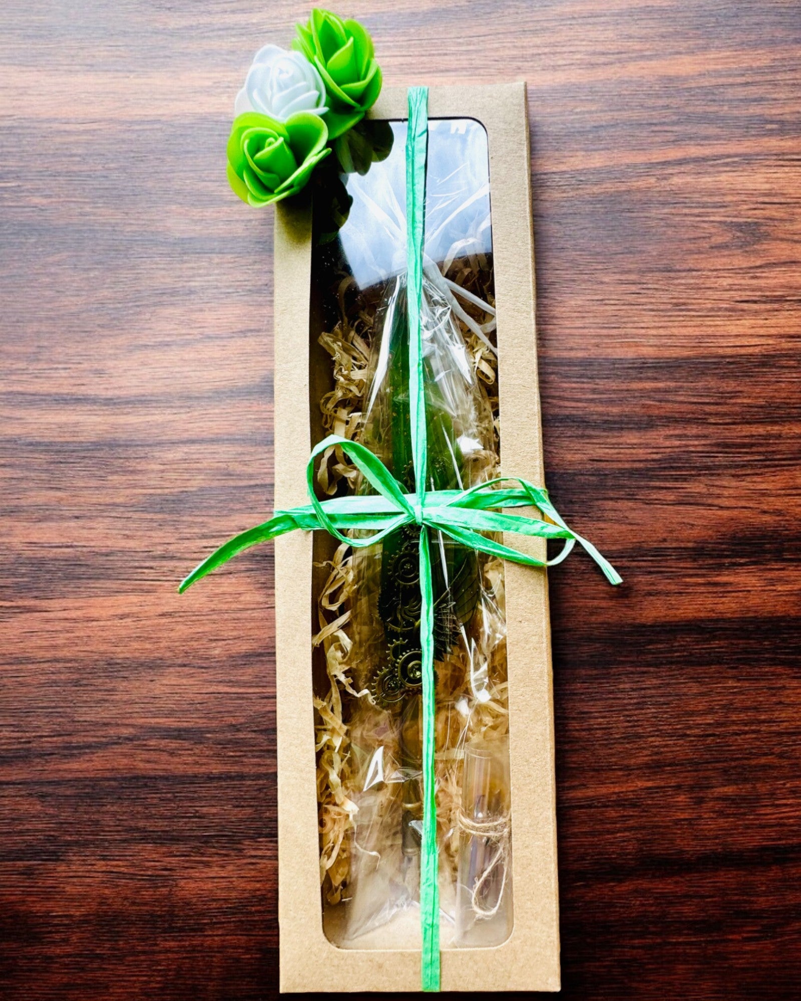 Penna Calligrafica "Eleganza Steampunk" con Piuma di Tacchino - Fatto a Mano 5 varianti tra cui scegliere, personalizzazione con incisione per regalo