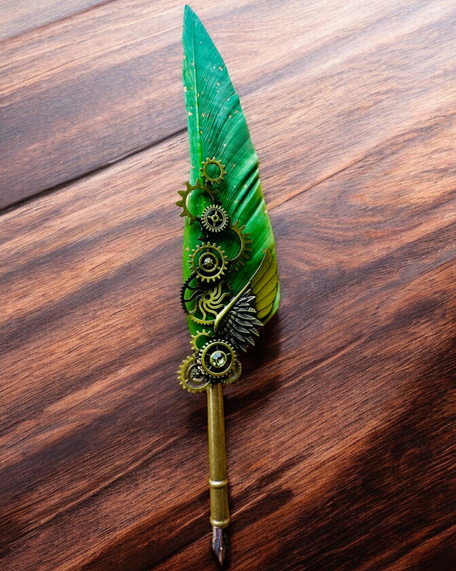 Penna Calligrafica "Eleganza Steampunk" con Piuma di Tacchino - Fatto a Mano 5 varianti tra cui scegliere, personalizzazione con incisione per regalo