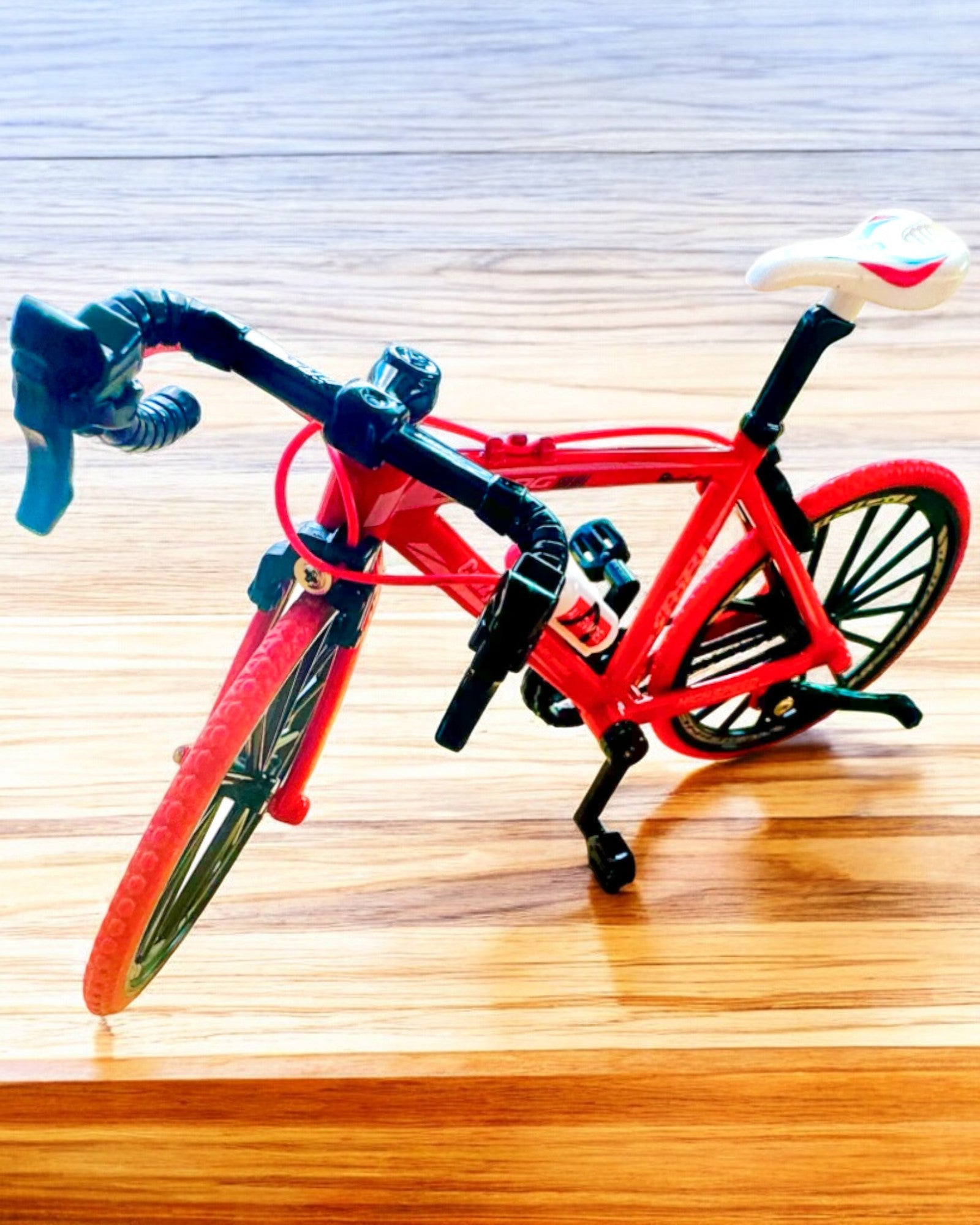 Modello in Miniatura di Bicicletta Rossa in Metallo "SpeedMaster" personalizzazione con incisione per regalo, 2 varianti di colore