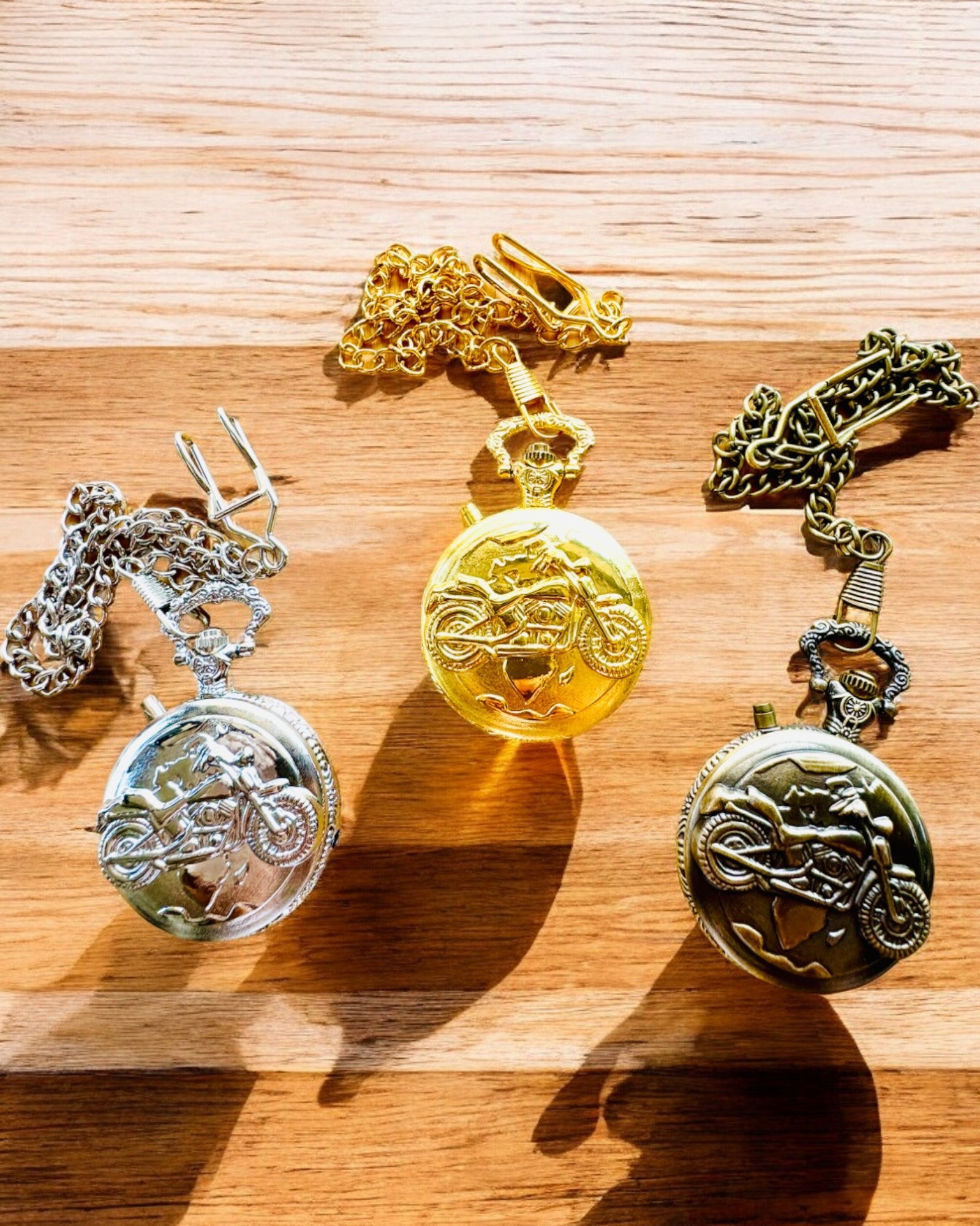 Orologio da Tasca "Motocyklowy Elegancik 2" – Incisione per regalo, 3 varianti di colore