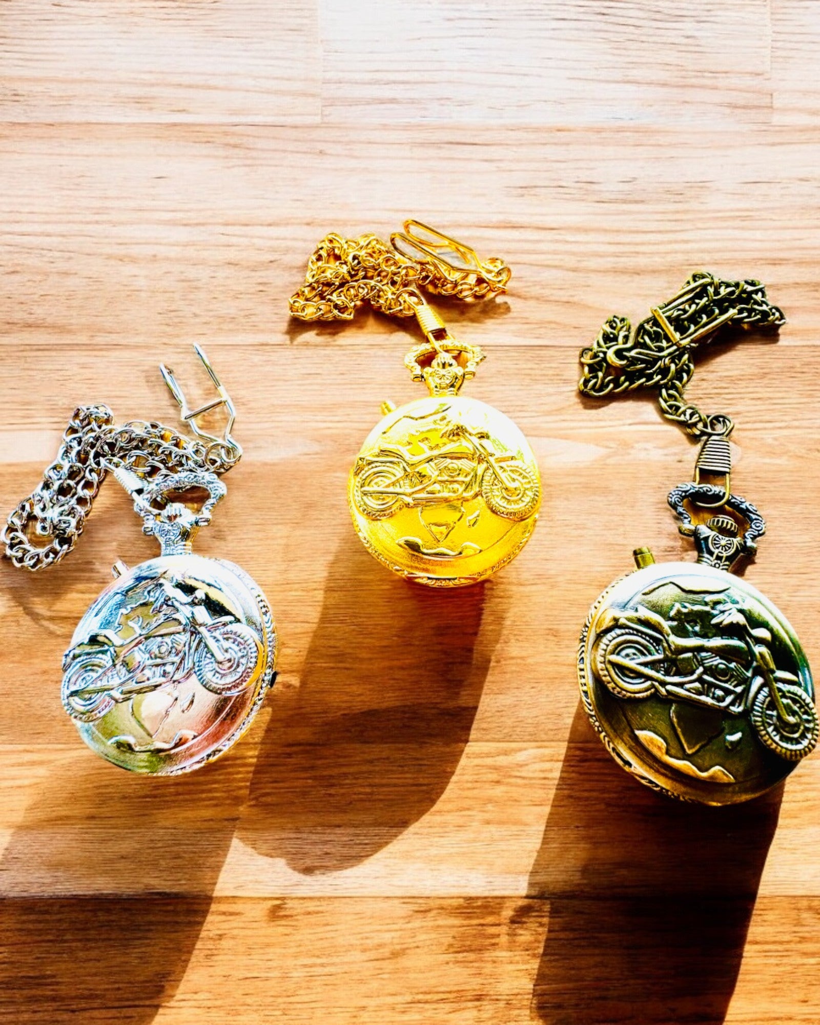 Orologio da Tasca "Motocyklowy Elegancik 2" – Incisione per regalo, 3 varianti di colore