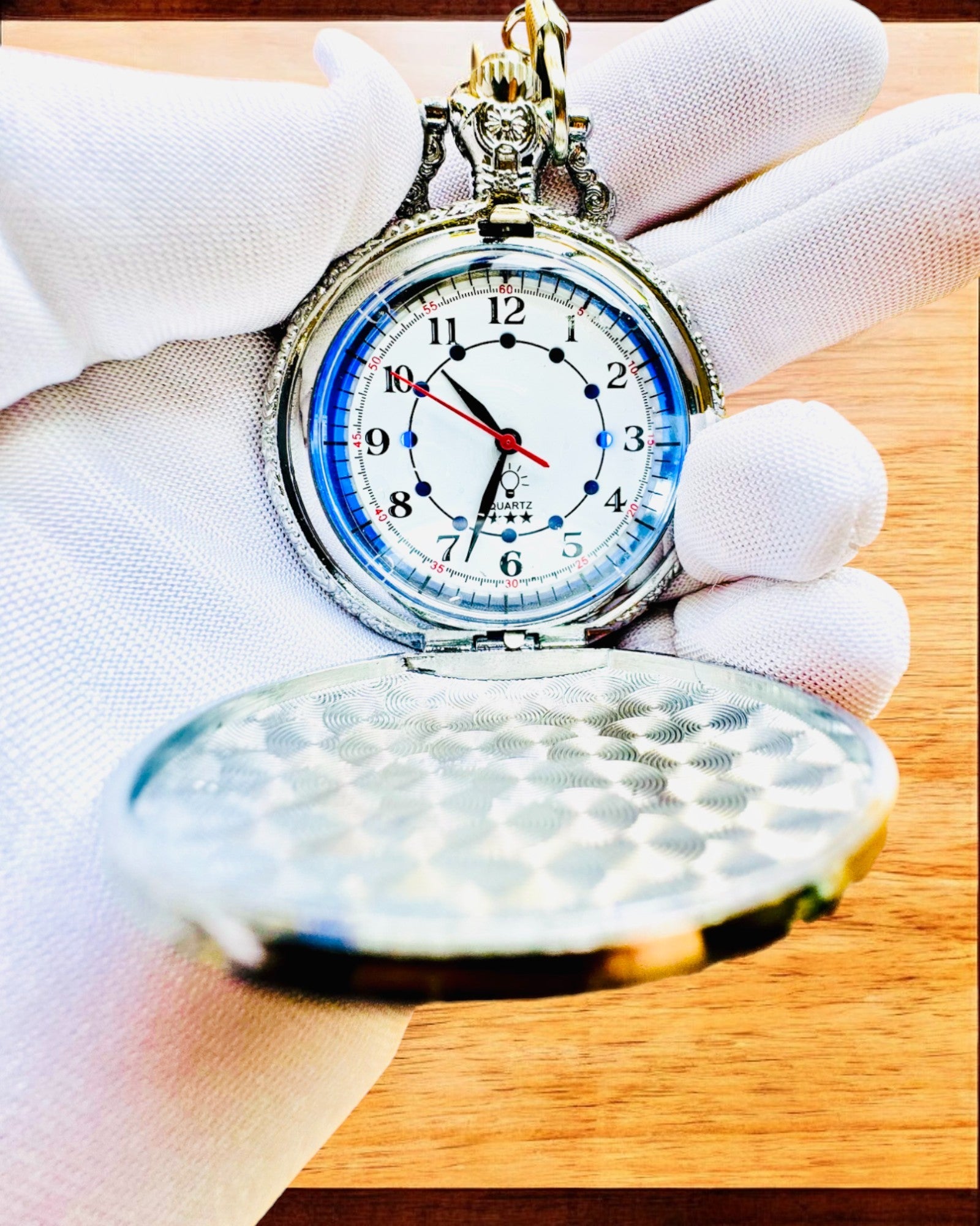 Orologio da Tasca "Motocyklowy Elegancik 2" – Incisione per regalo, 3 varianti di colore