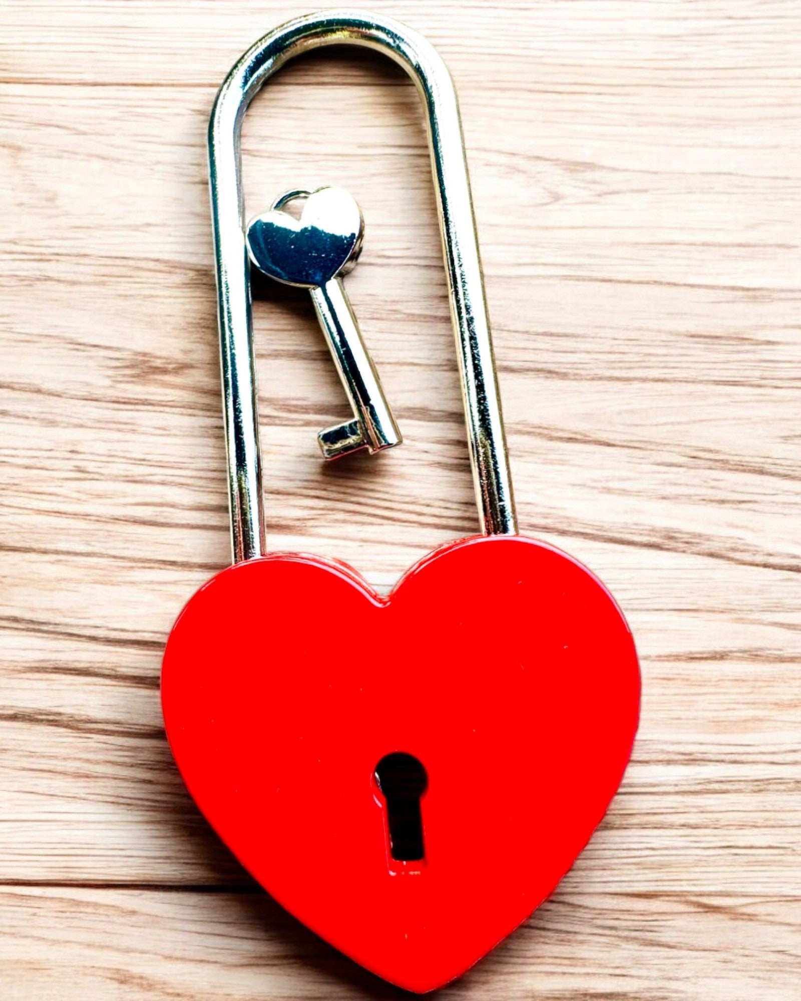 "Lucchetti d'Amore Magici con Opzione di Incisione per regalo, 5 varianti di colore tra cui scegliere"