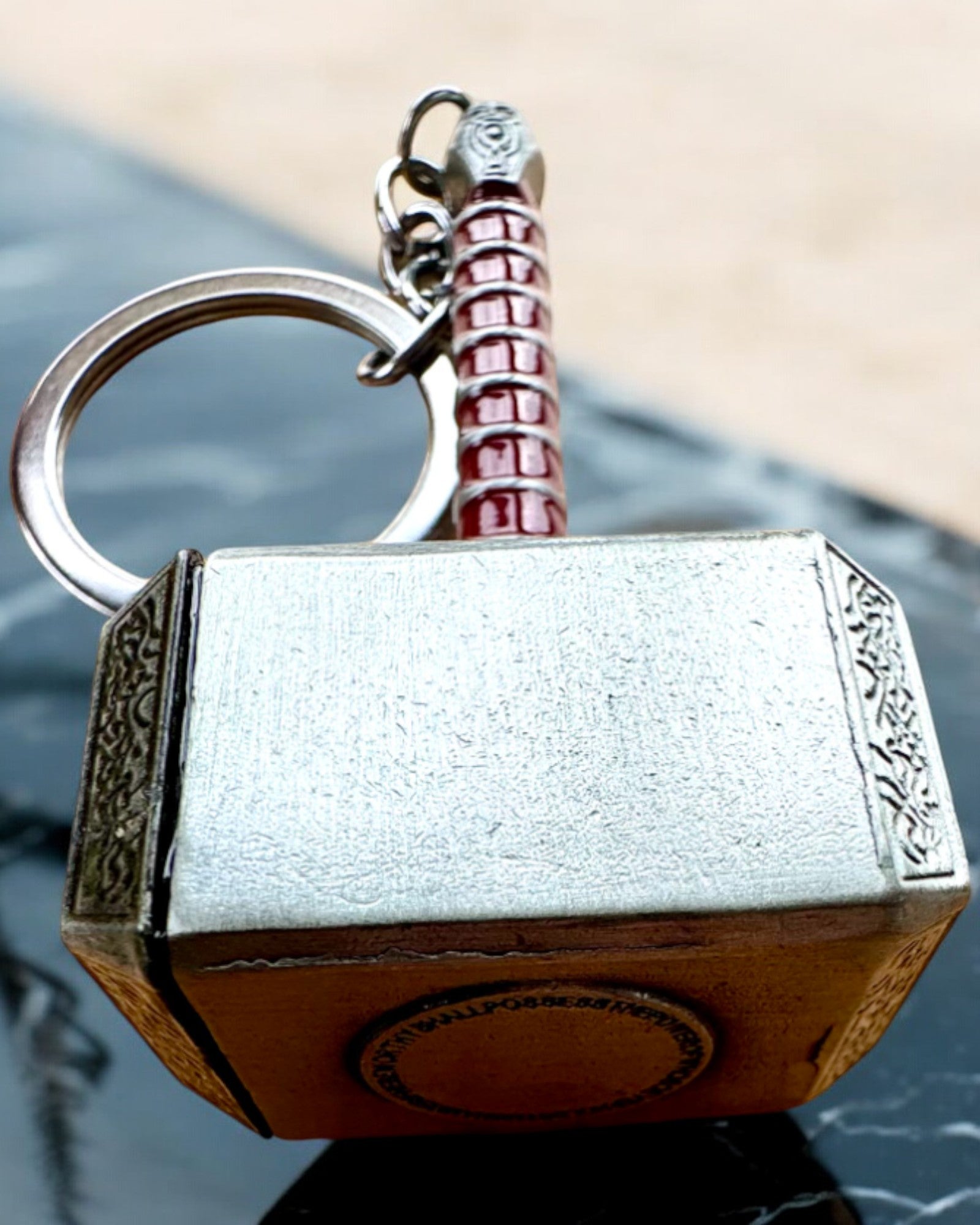 Martello di Thor - Portachiavi del Potere, possibilità di personalizzazione con incisione per regalo