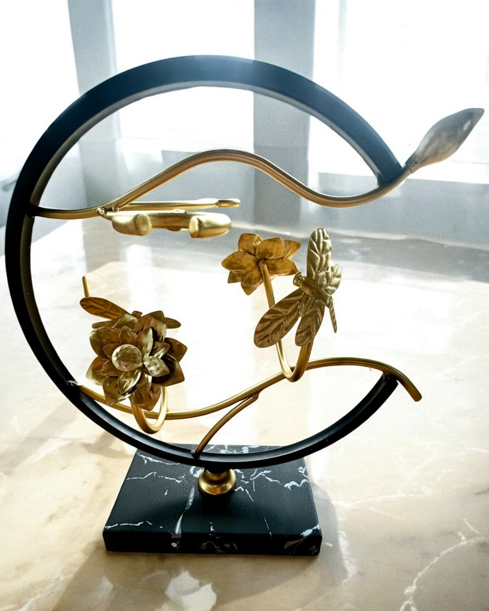 Stojak "Elegancki Owad" - per bottiglia di vino e bicchieri, altezza 33 cm, possibilità di personalizzazione con incisione per regalo