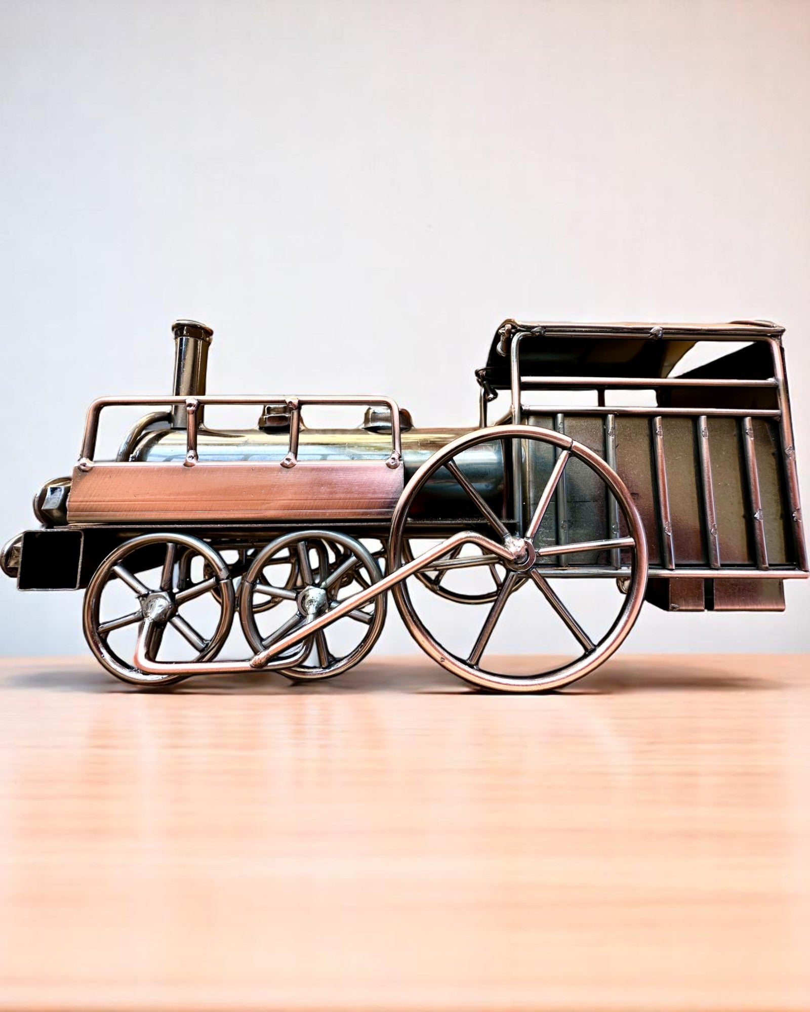 Locomotiva in ferro "Retro Express" – decorazione, modello, realizzata a mano con possibilità di incisione per regalo